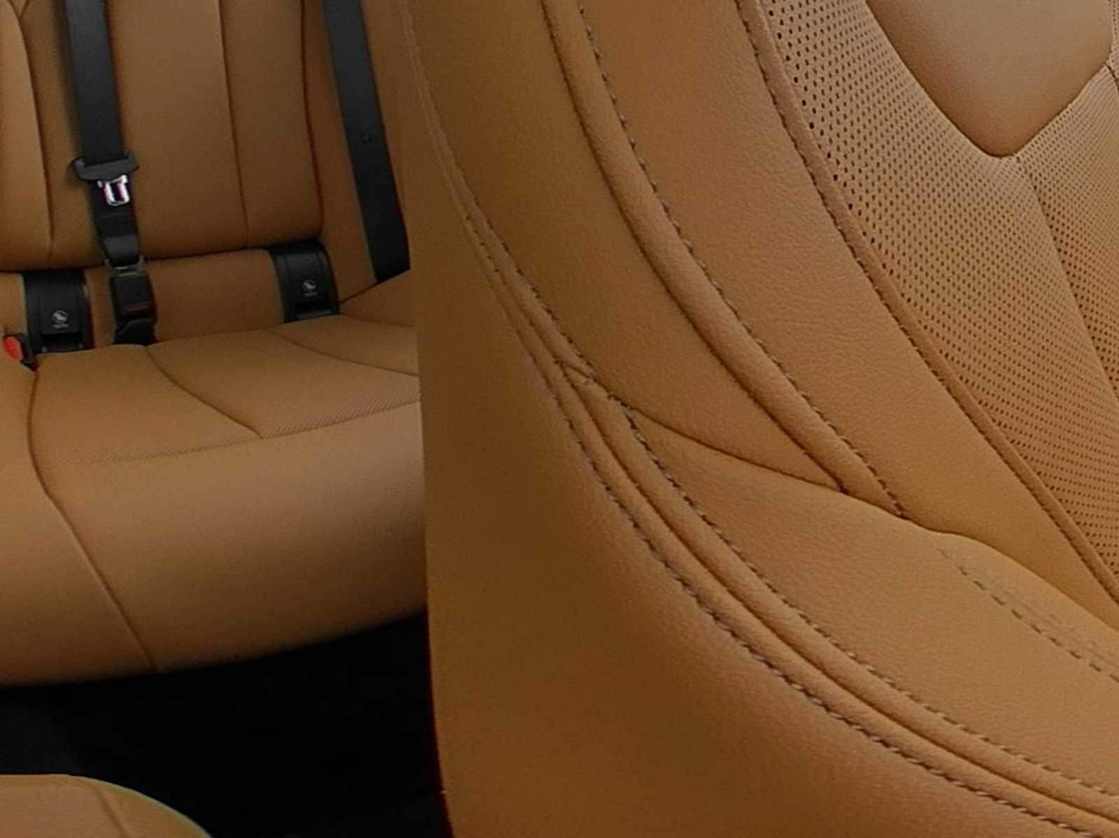 2026 BMW 3 Series 330i - Photo 25