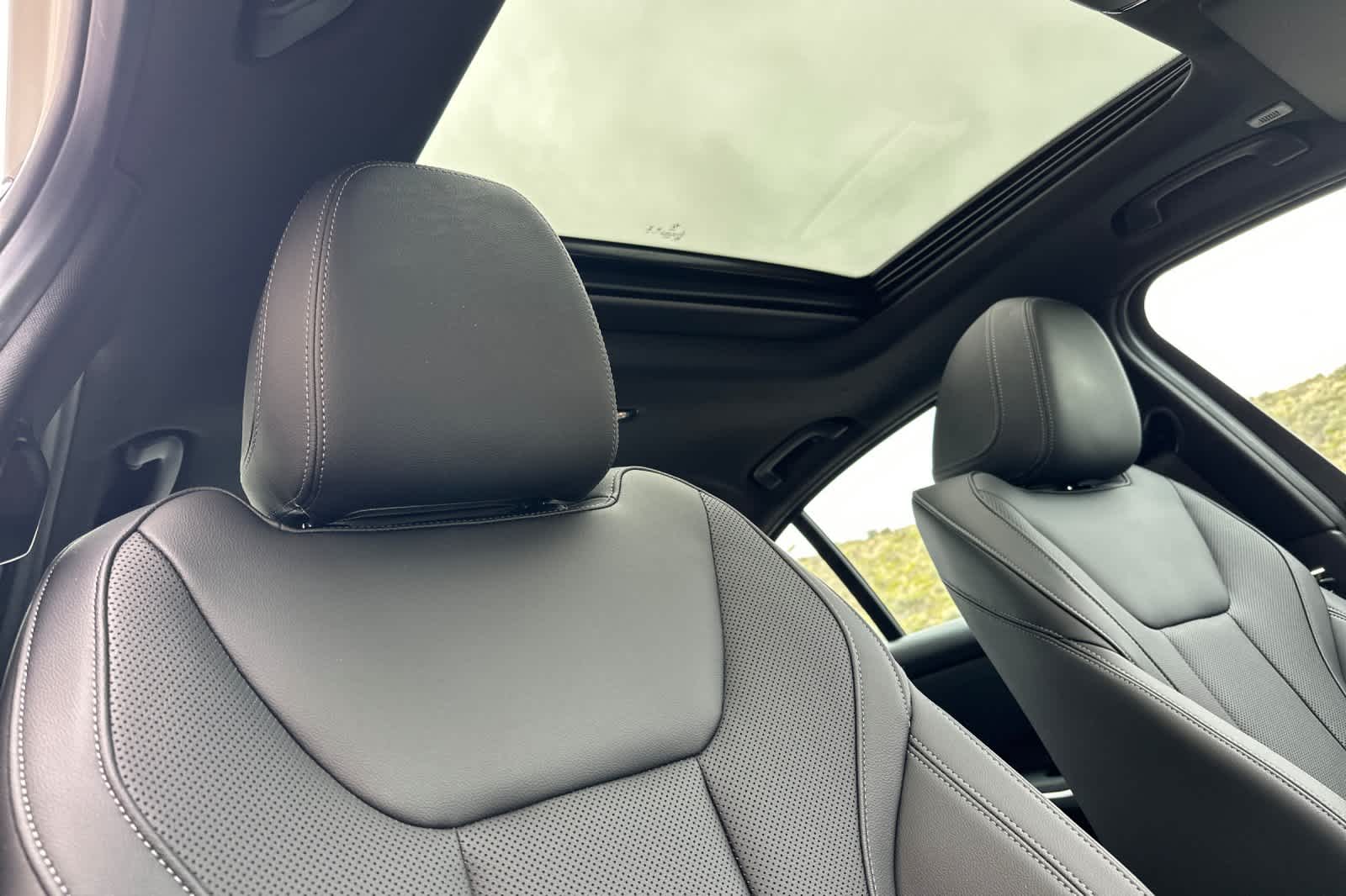 Thumbnail: 2024 BMW 3 Series - 17