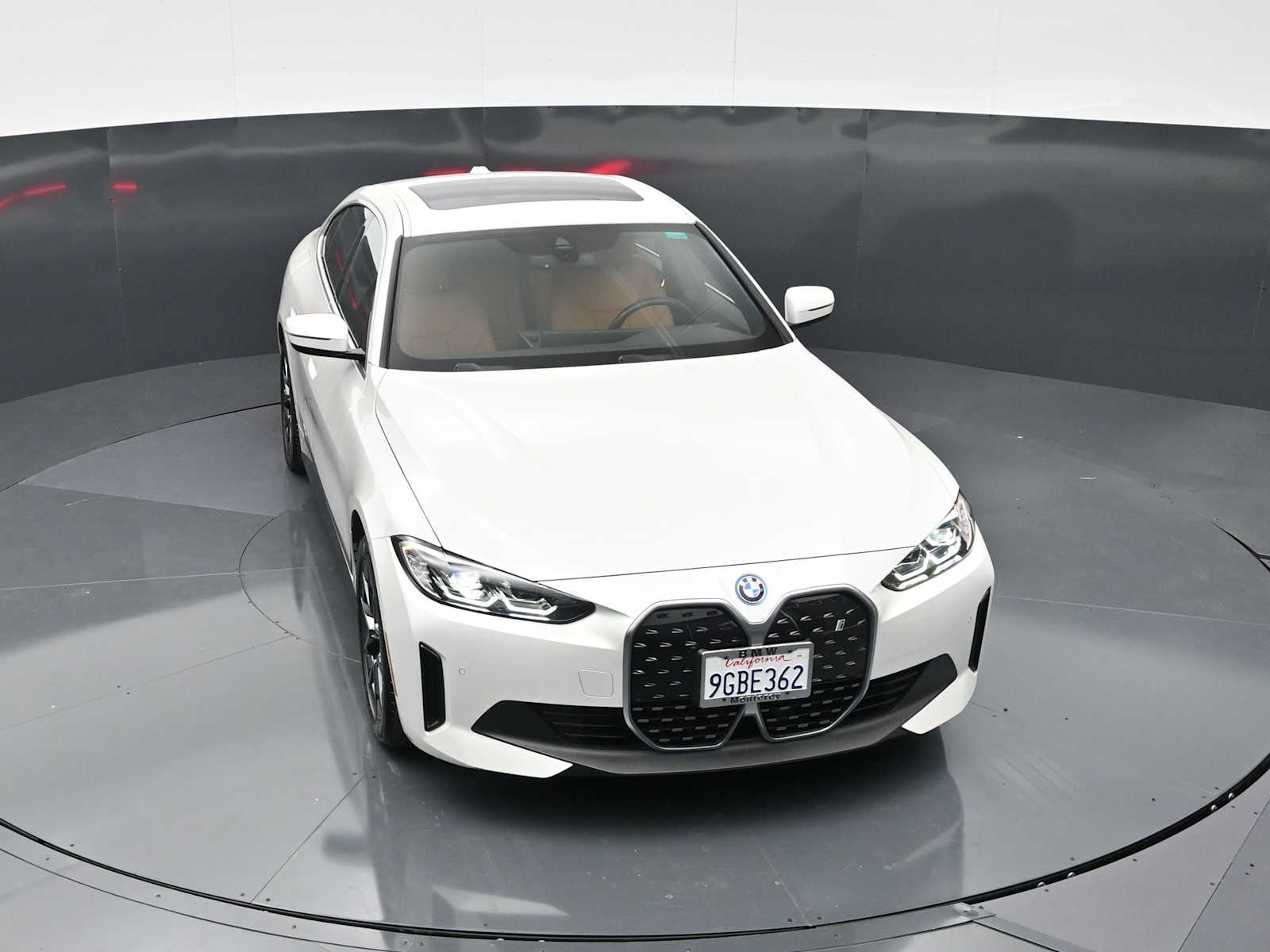 Thumbnail: 2023 BMW i4 - 19