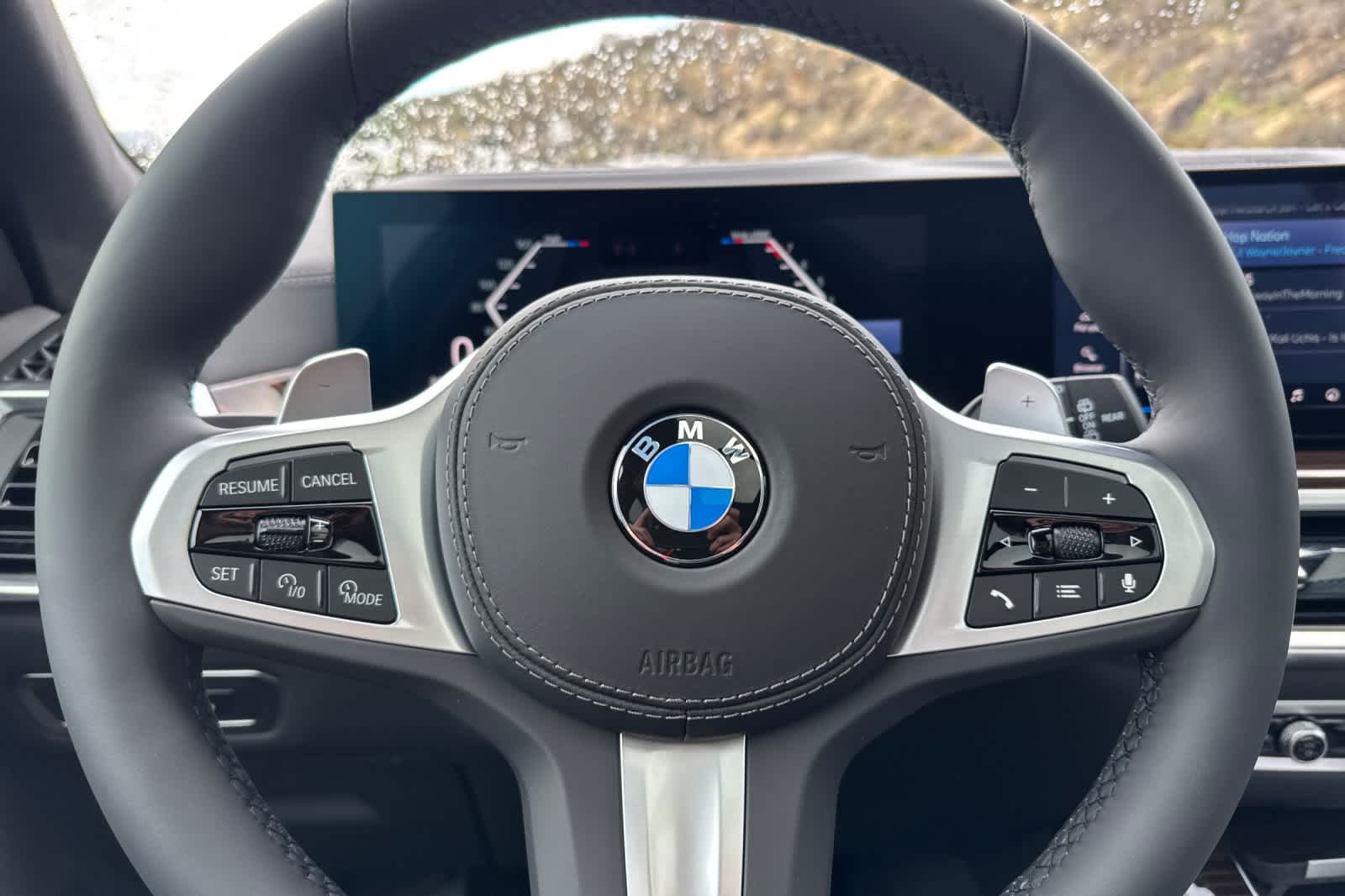 Thumbnail: 2026 BMW X7 - 28