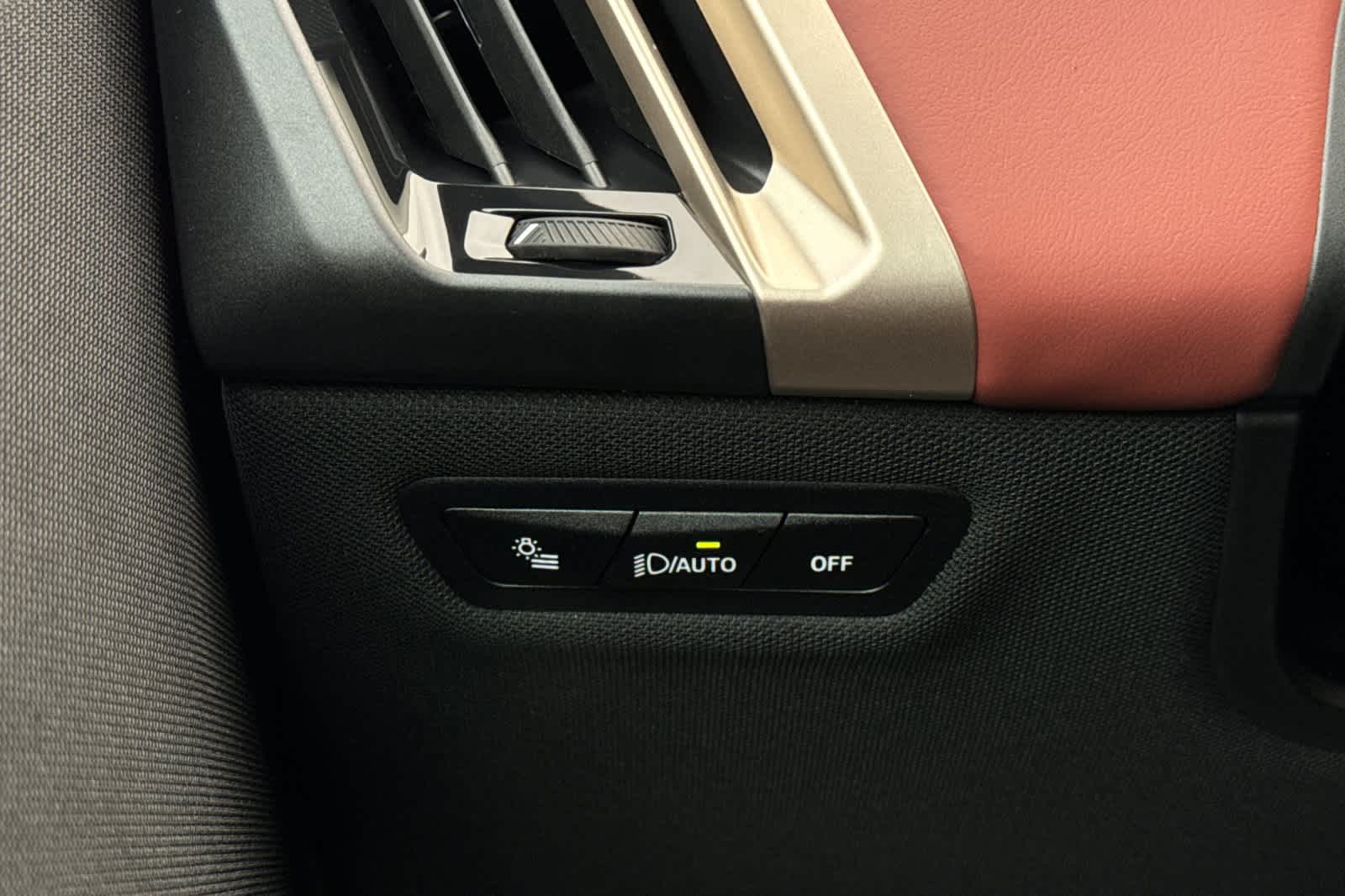 Thumbnail: 2026 BMW iX - 26