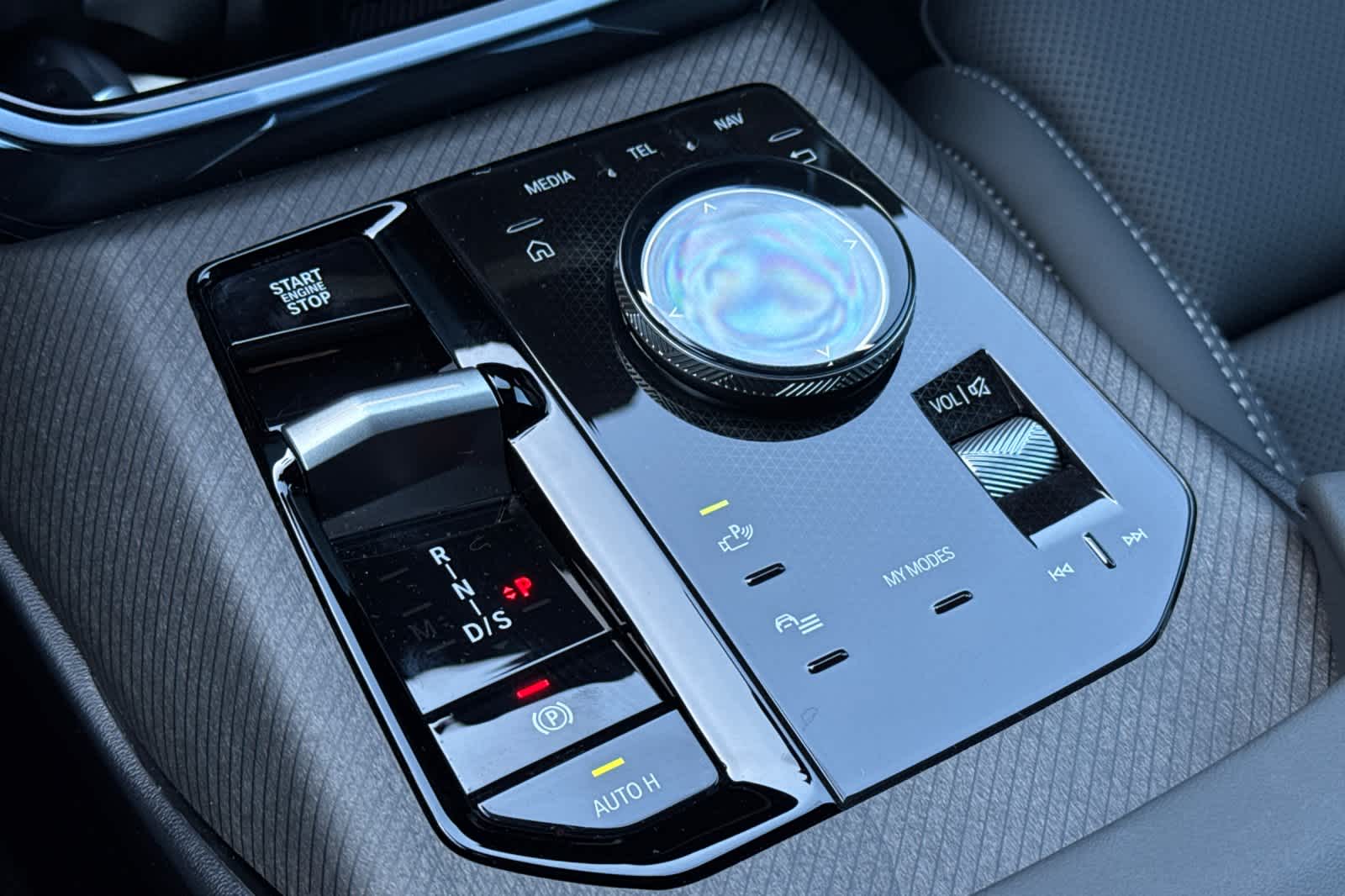 Thumbnail: 2025 BMW X3 - 22