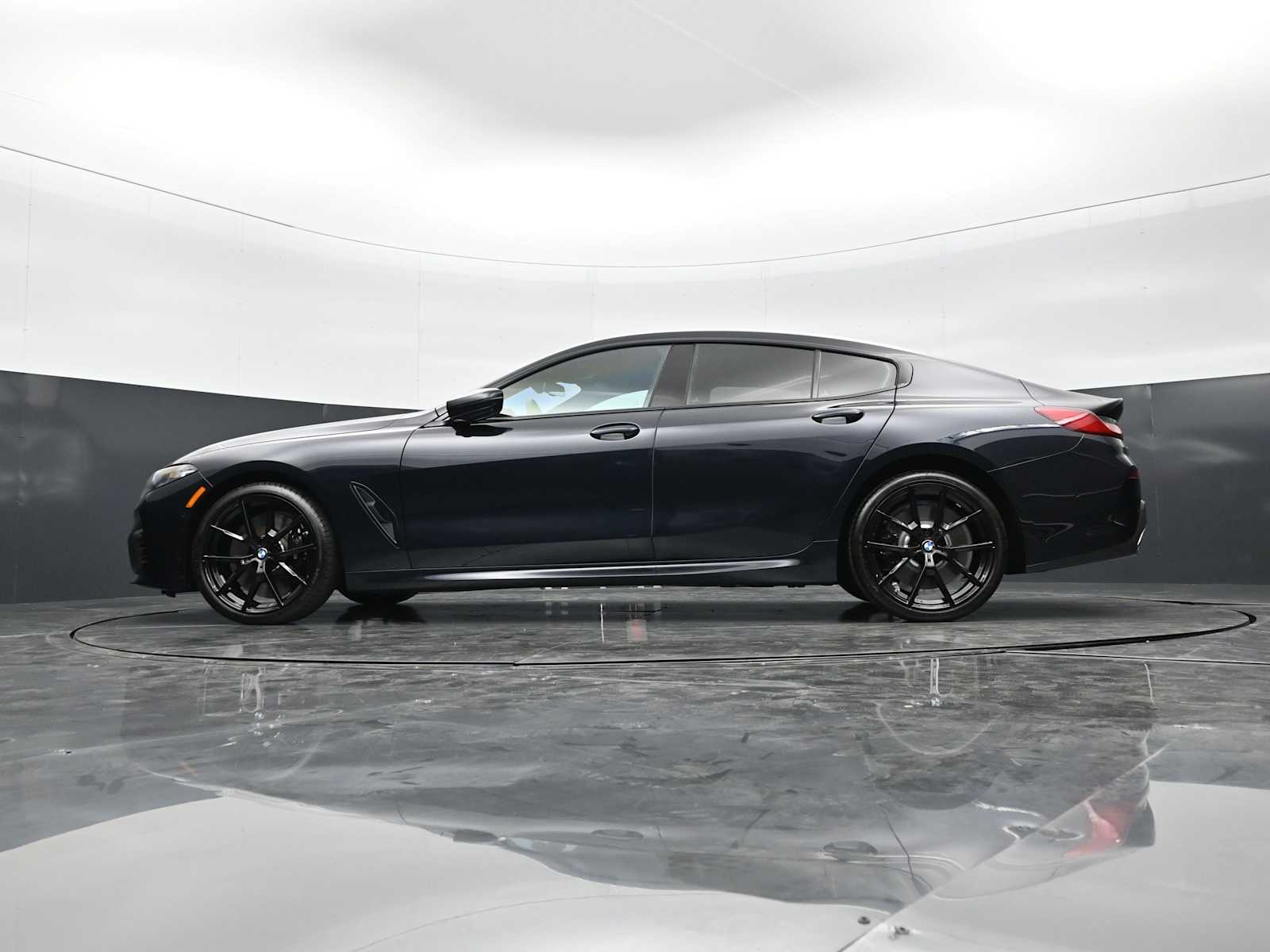 2026 BMW 8 Series 840i - Photo 30