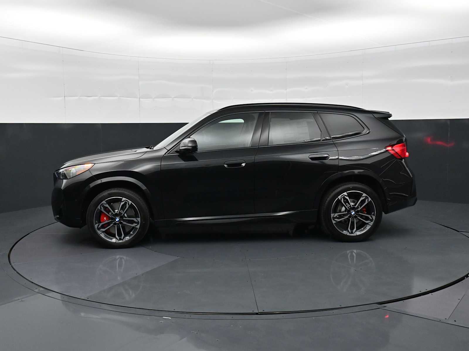 Thumbnail: 2026 BMW X1 - 8