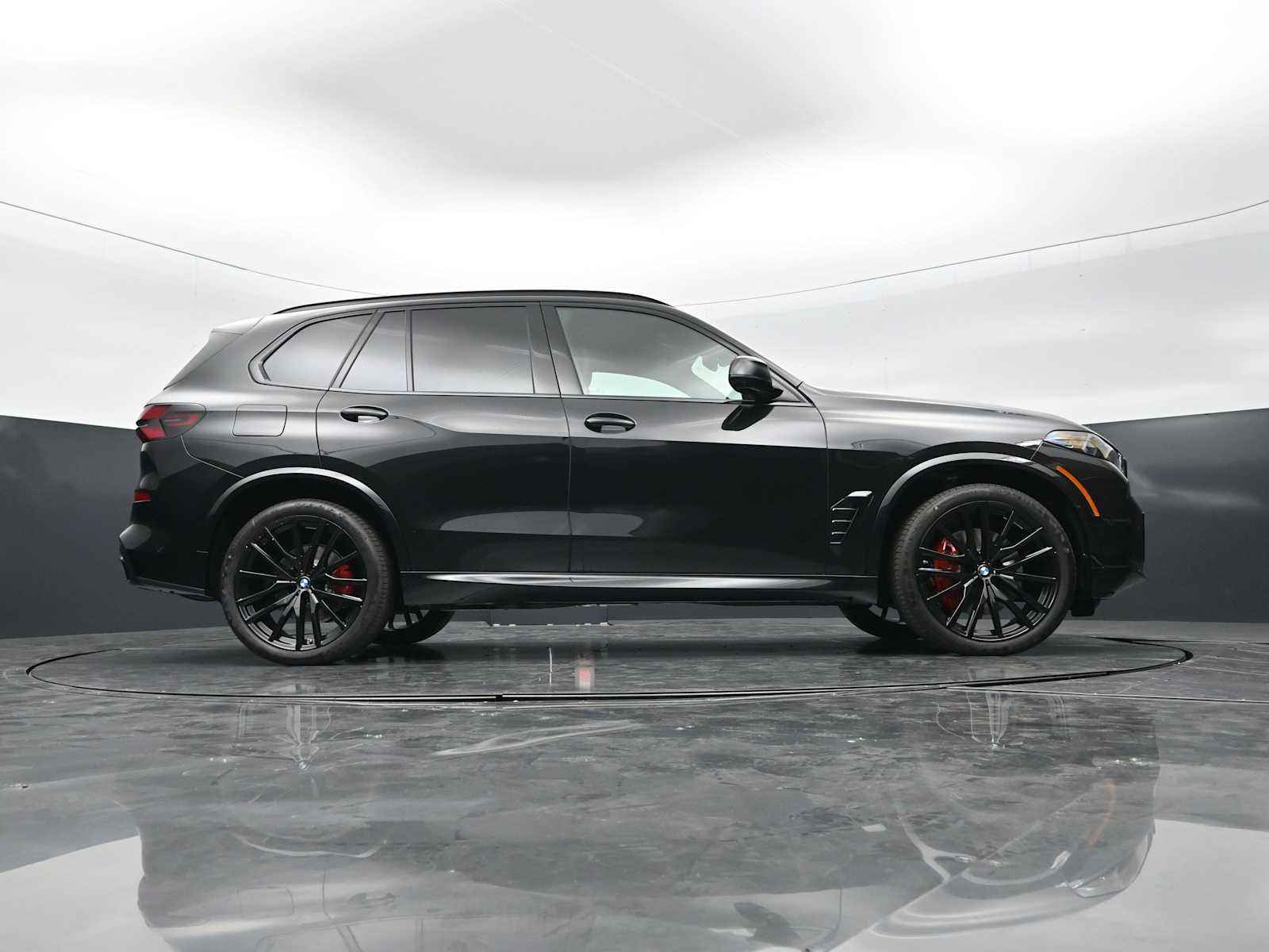 Thumbnail: 2026 BMW X5 - 28