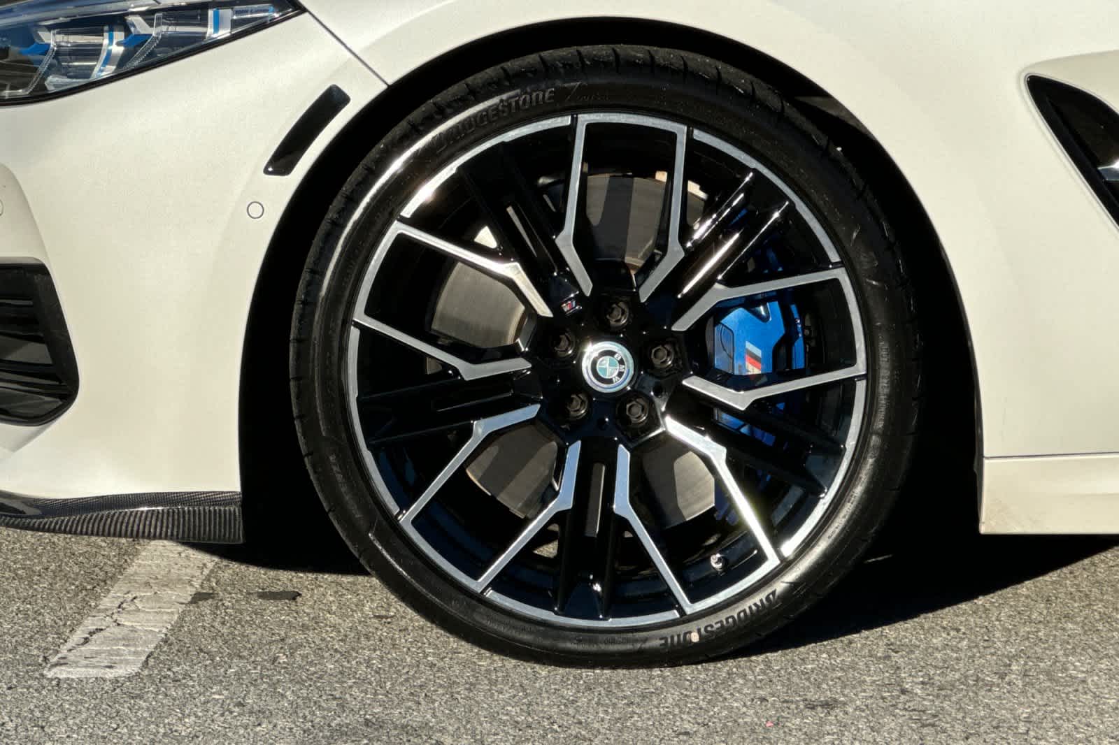 Thumbnail: 2023 BMW 8 Series - 29