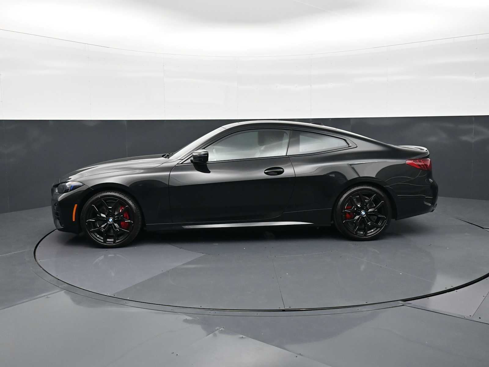 Thumbnail: 2026 BMW 4 Series - 8