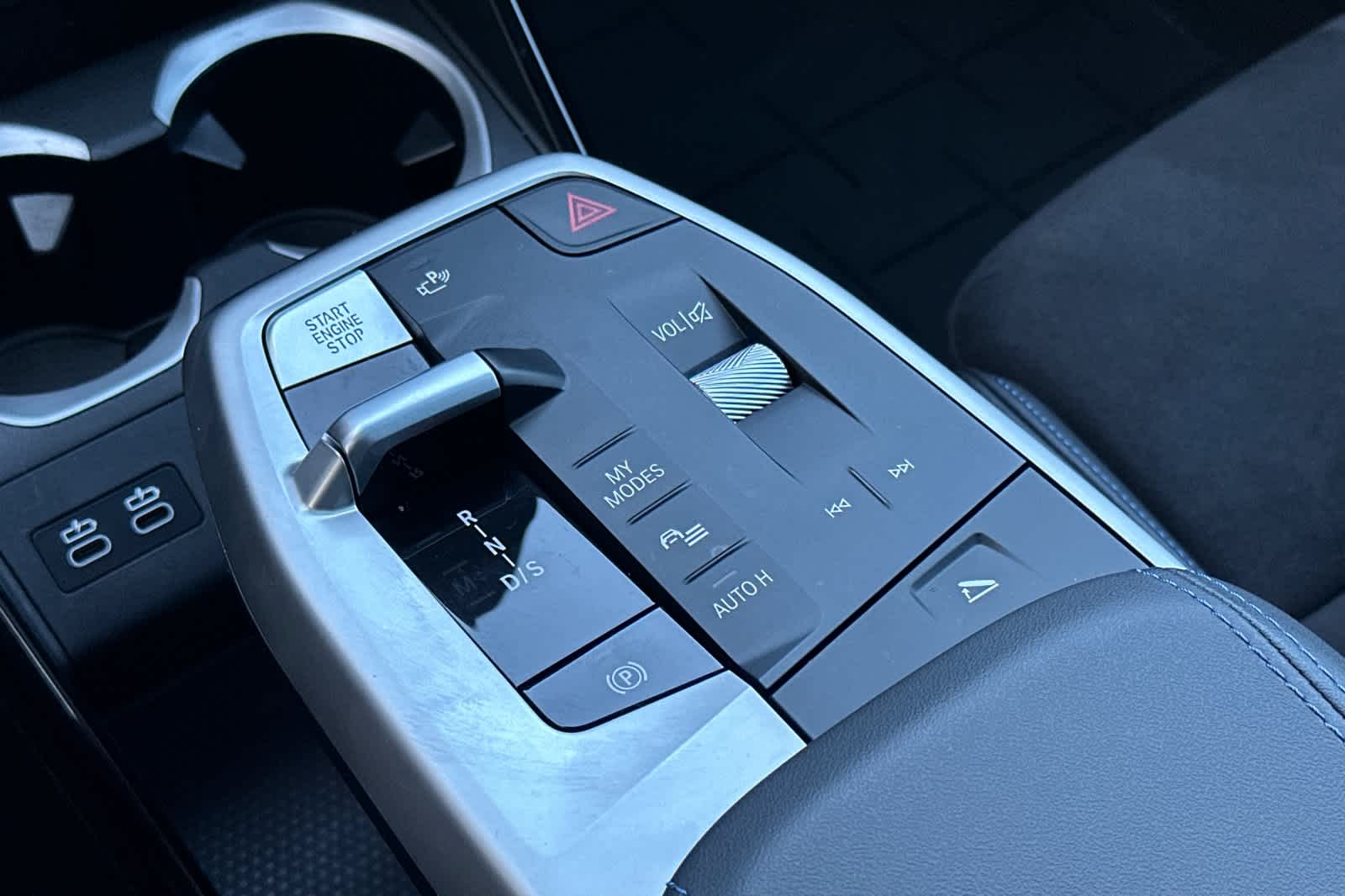 Thumbnail: 2025 BMW X1 - 23