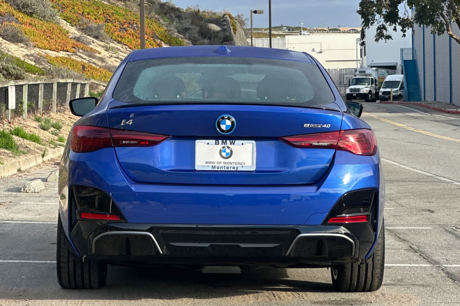 Thumbnail: 2025 BMW i4 - 7