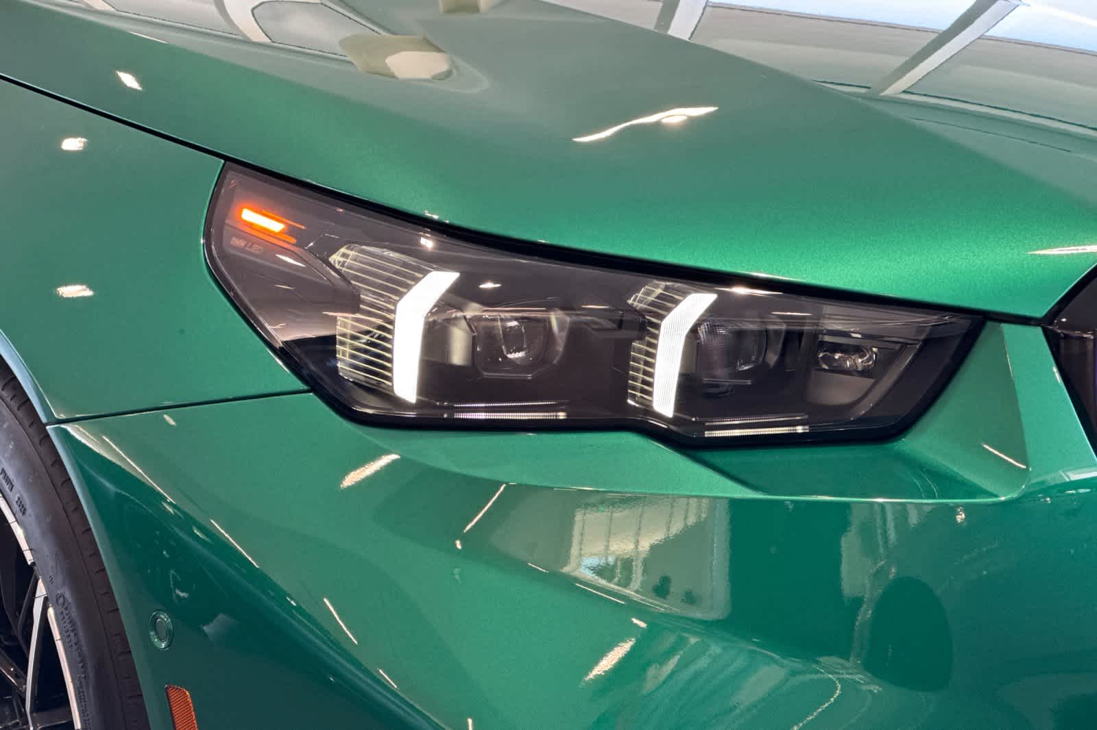 Thumbnail: 2026 BMW M5 - 31