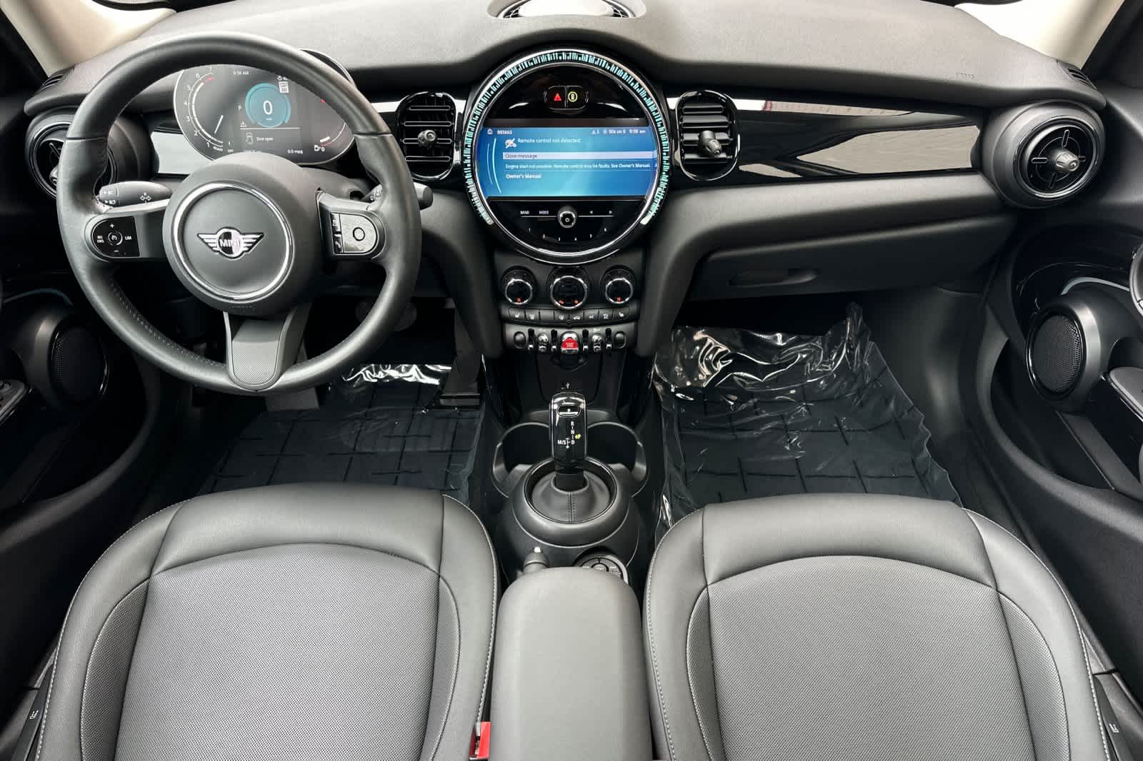 2024 Mini Cooper 4 Door Hardtop photo 3