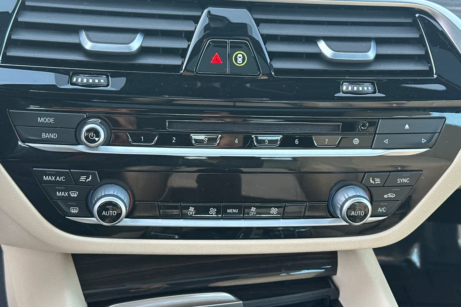 Thumbnail: 2019 BMW 5 Series - 22