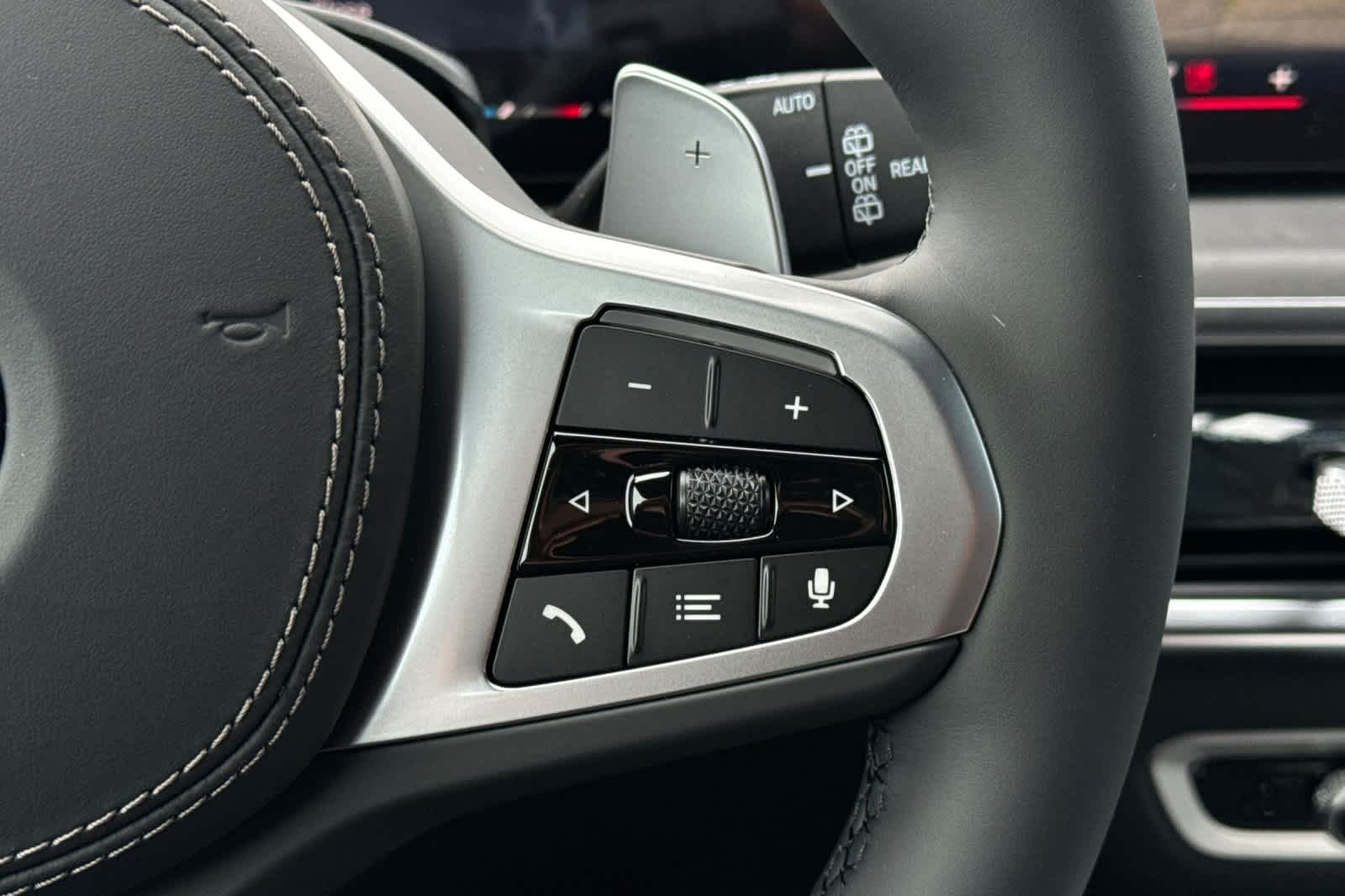 Thumbnail: 2026 BMW X5 - 27