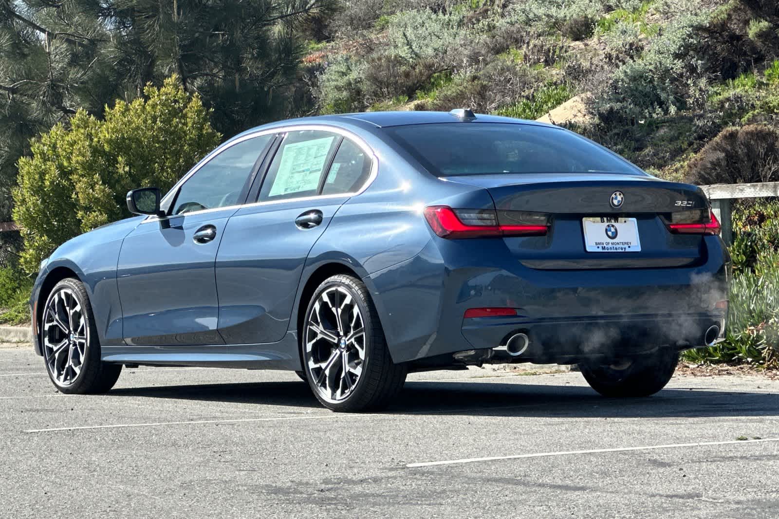 Thumbnail: 2026 BMW 3 Series - 6