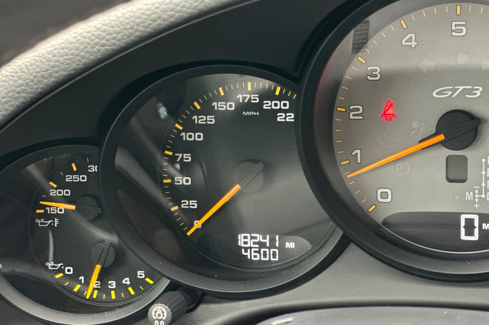 Thumbnail: 2016 Porsche 911 - 25