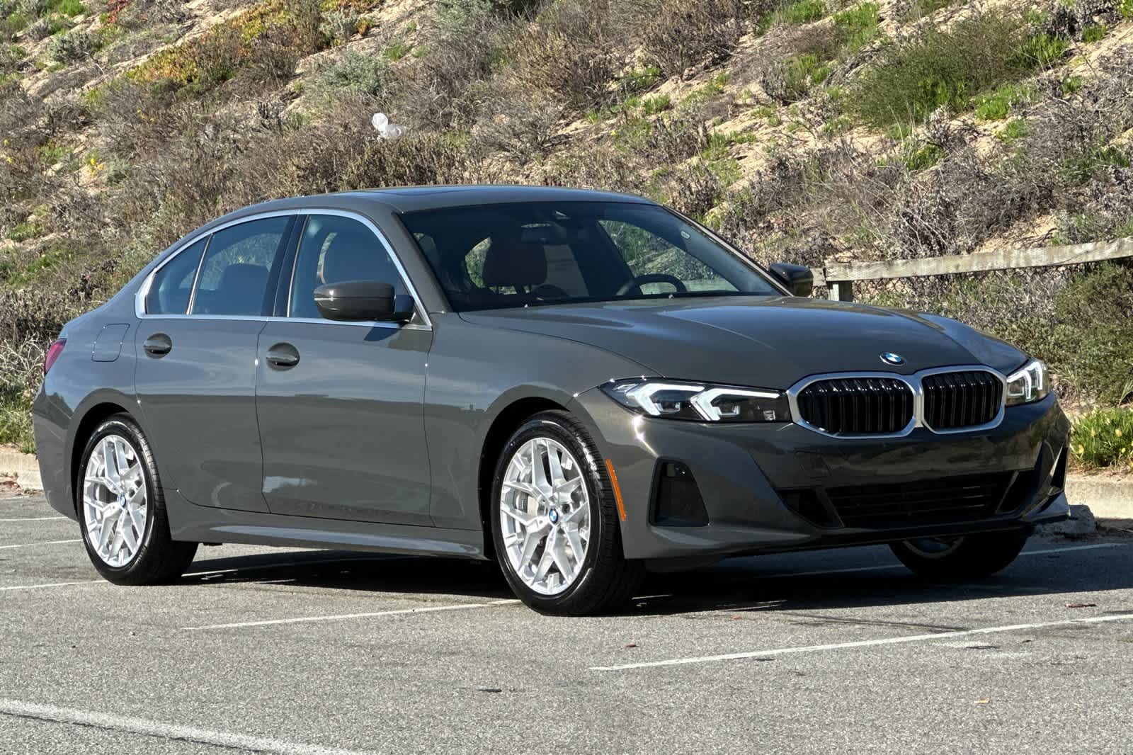Thumbnail: 2026 BMW 3 Series - 9