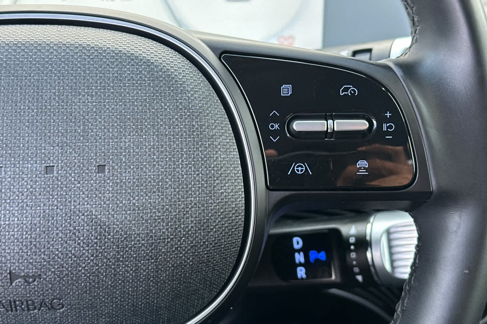 Thumbnail: 2024 Hyundai Ioniq 5 - 28