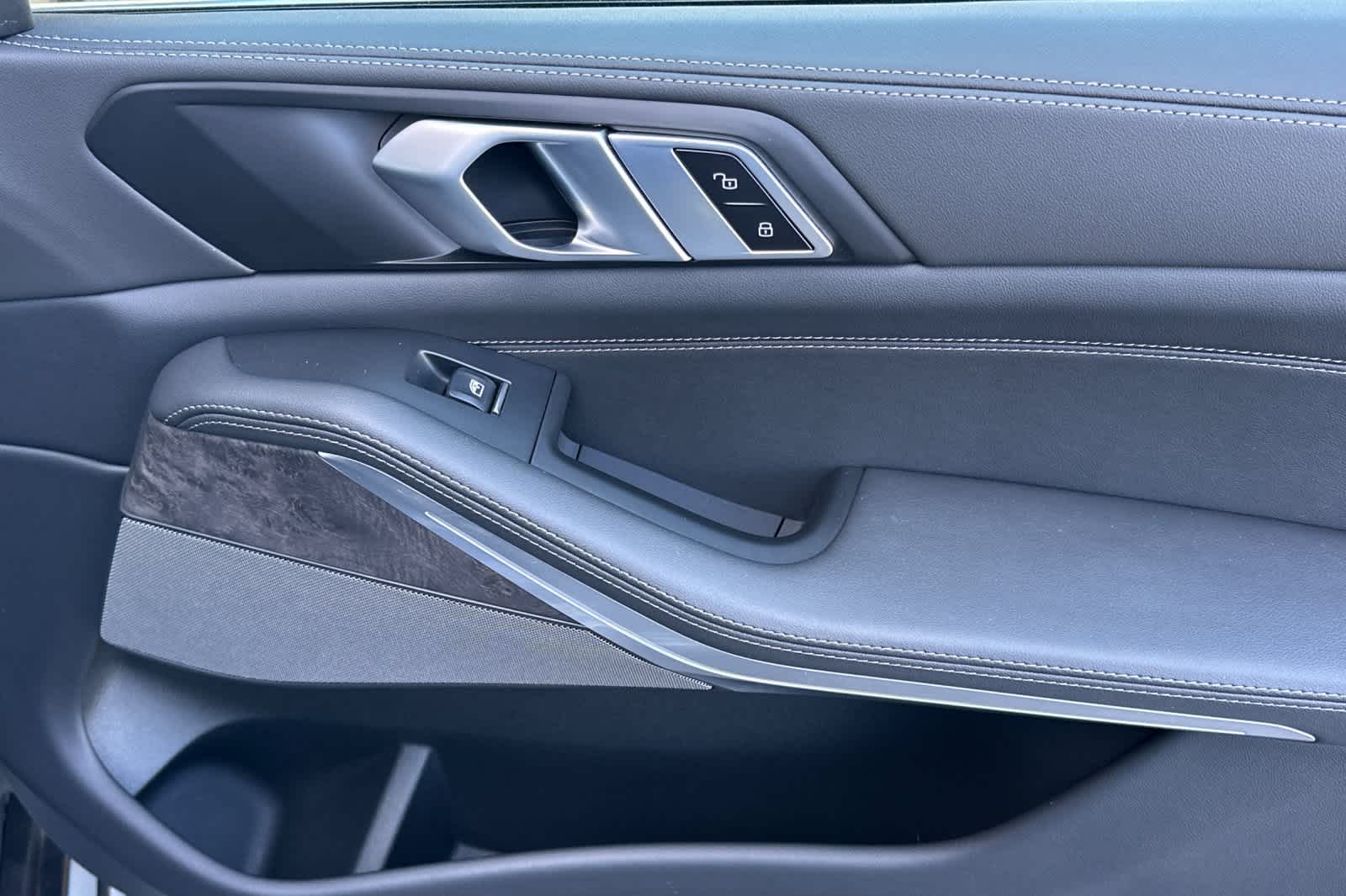 Thumbnail: 2025 BMW X5 - 19