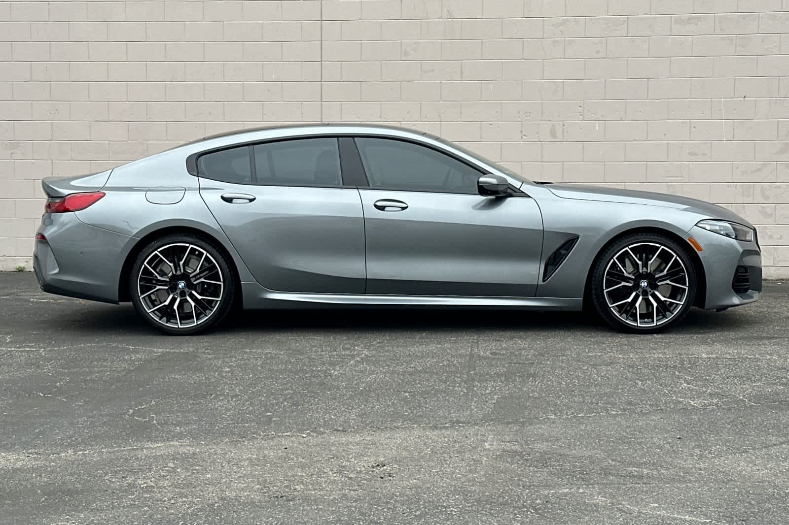Thumbnail: 2023 BMW 8 Series - 7