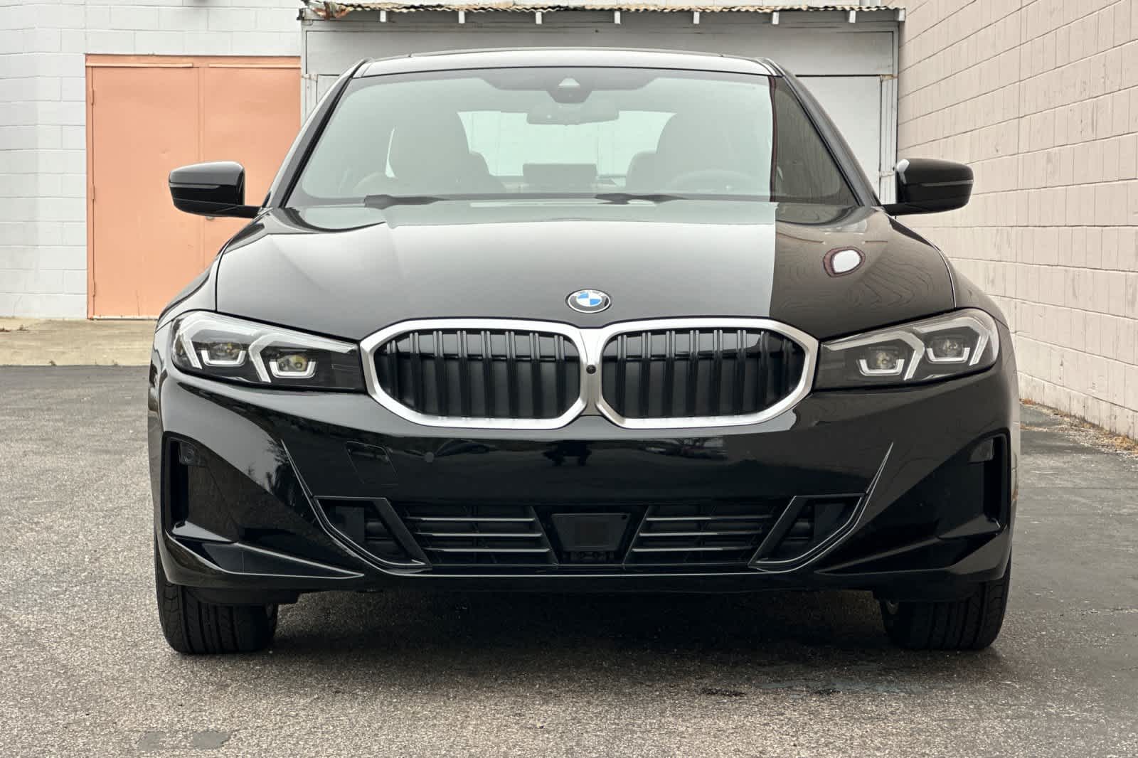 Thumbnail: 2025 BMW 3 Series - 10