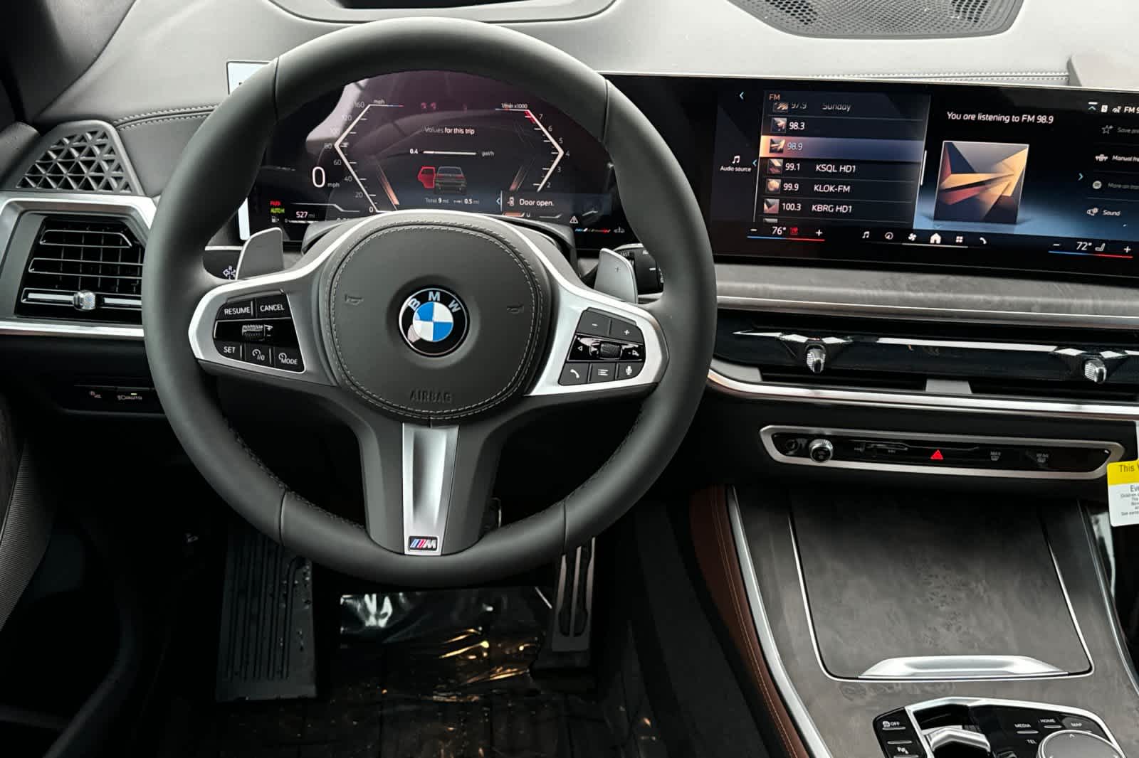 Thumbnail: 2026 BMW X5 - 15