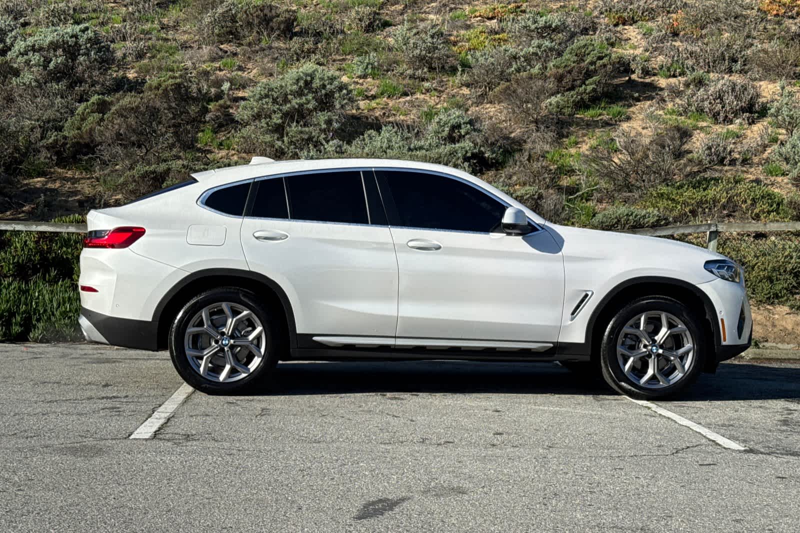 Thumbnail: 2024 BMW X4 - 6