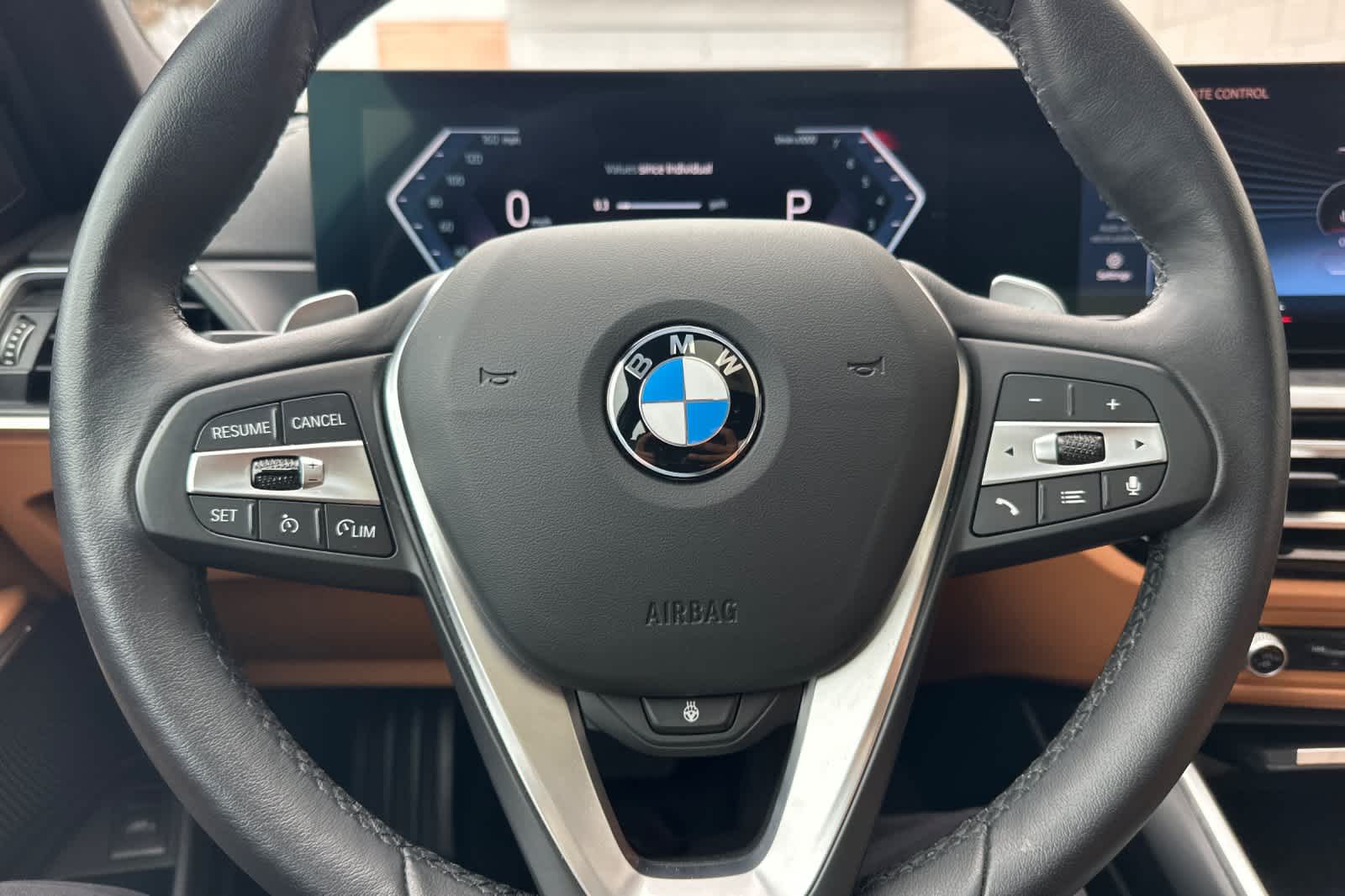 Thumbnail: 2024 BMW 3 Series - 25