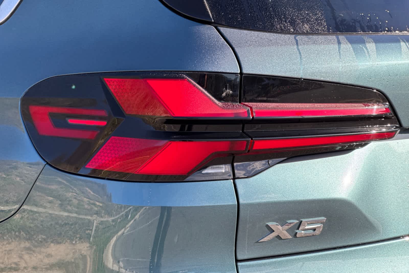 Thumbnail: 2026 BMW X5 - 11