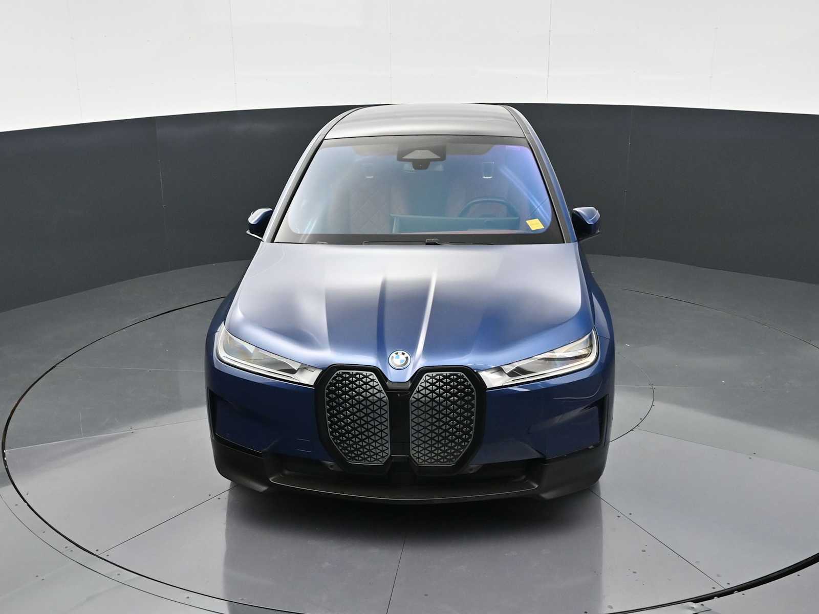 2023 BMW iX Base - Photo 18