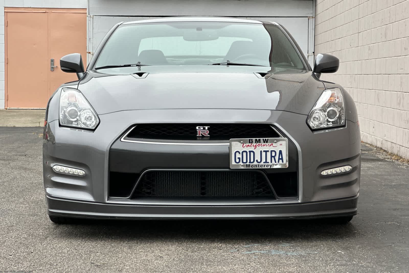 2013 Nissan GT-R Black Edition 9