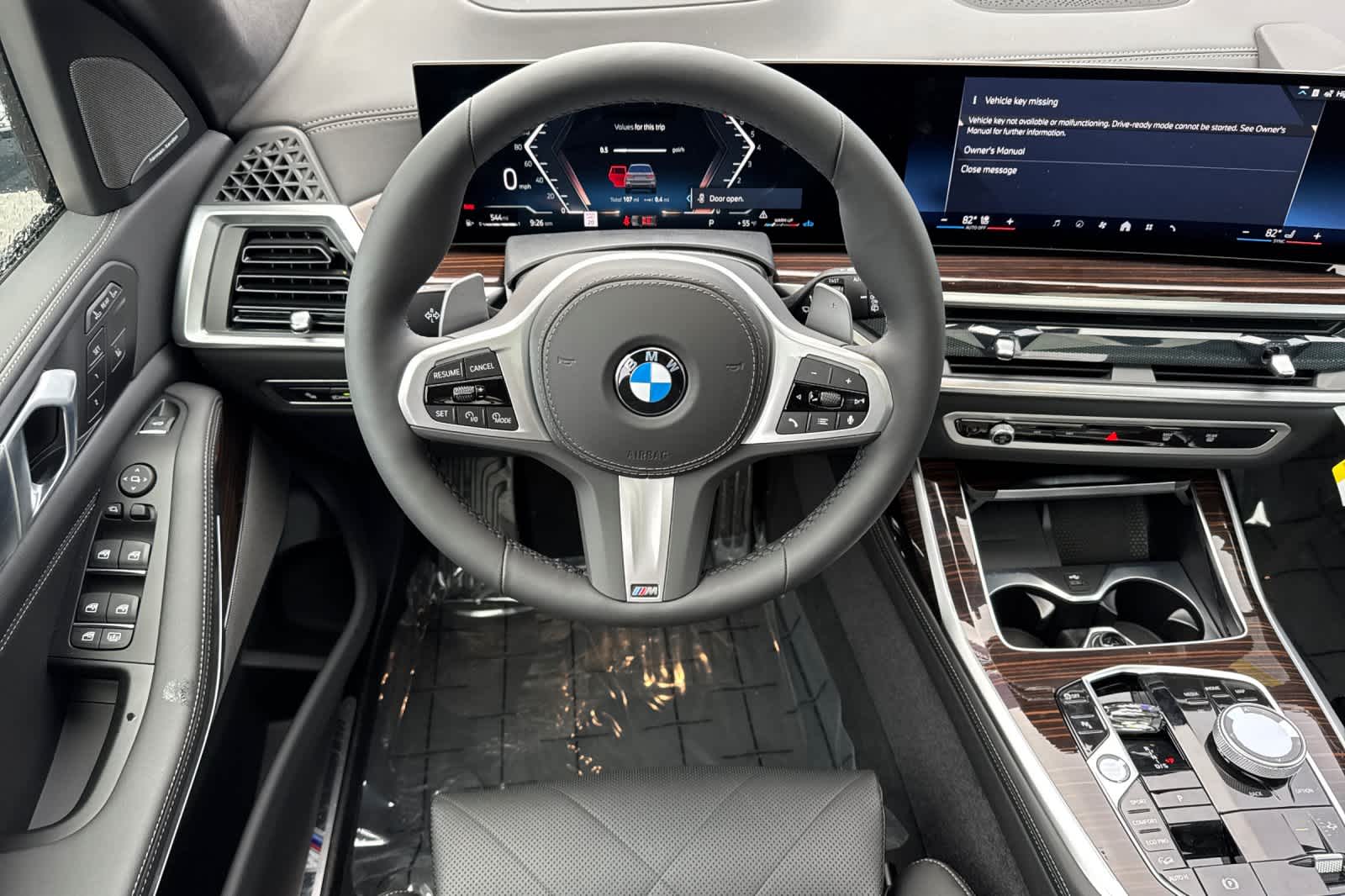 Thumbnail: 2026 BMW X7 - 18