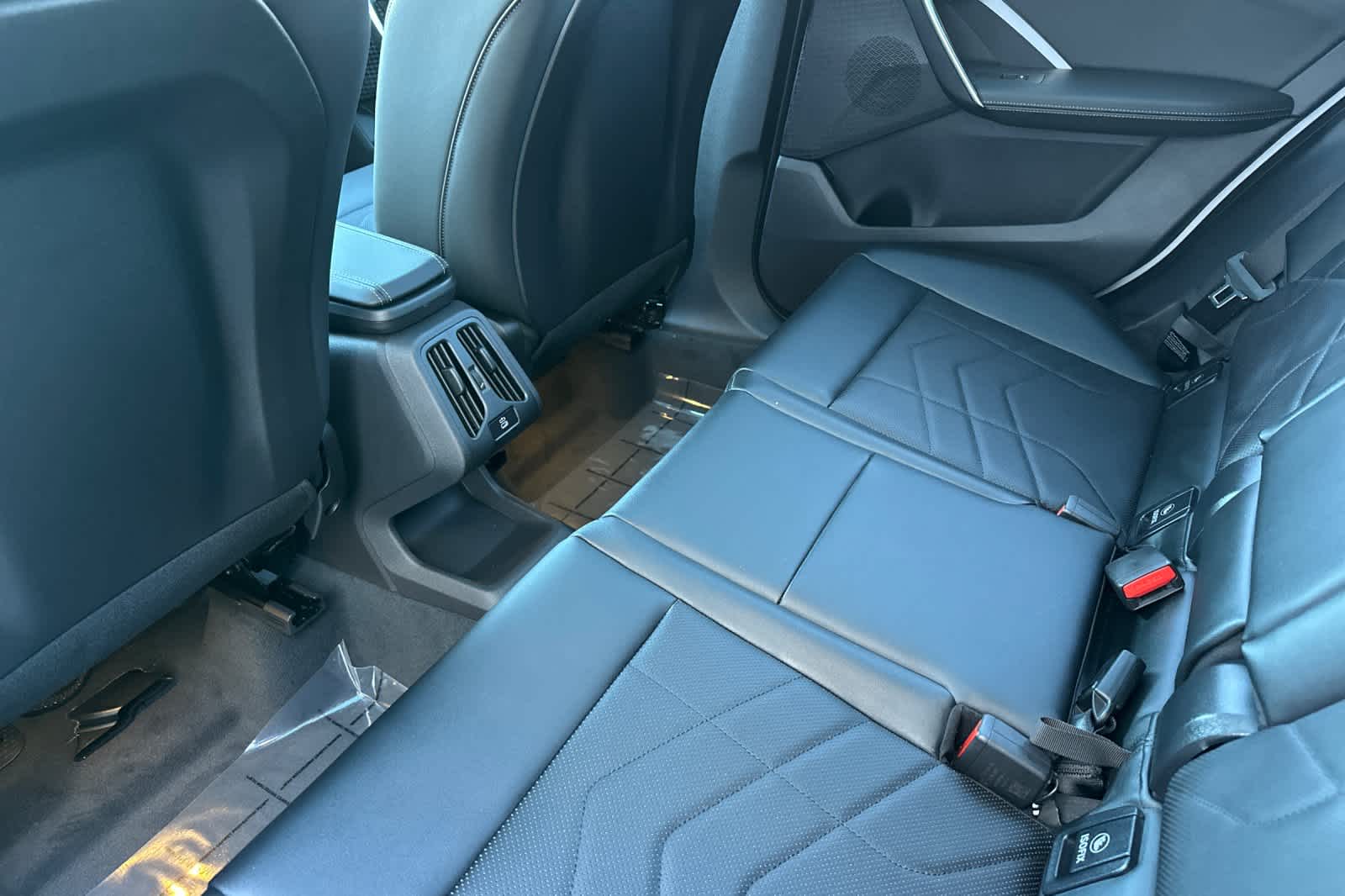 Thumbnail: 2026 BMW X1 - 4