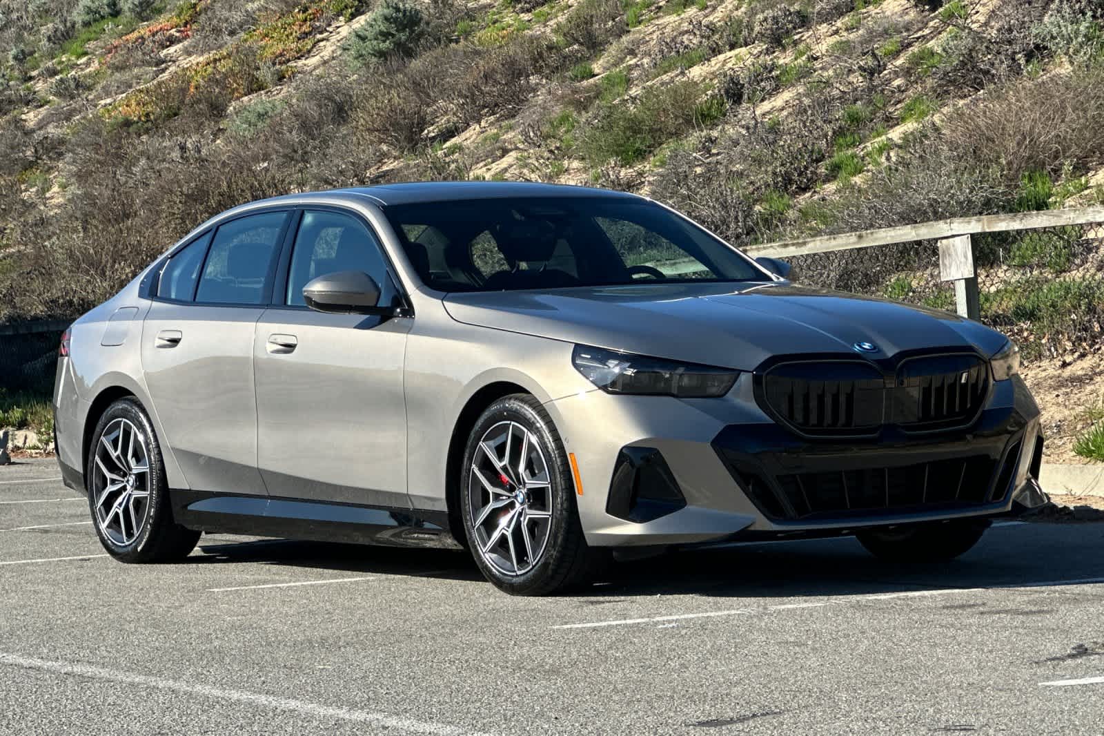 Thumbnail: 2026 BMW i5 - 9