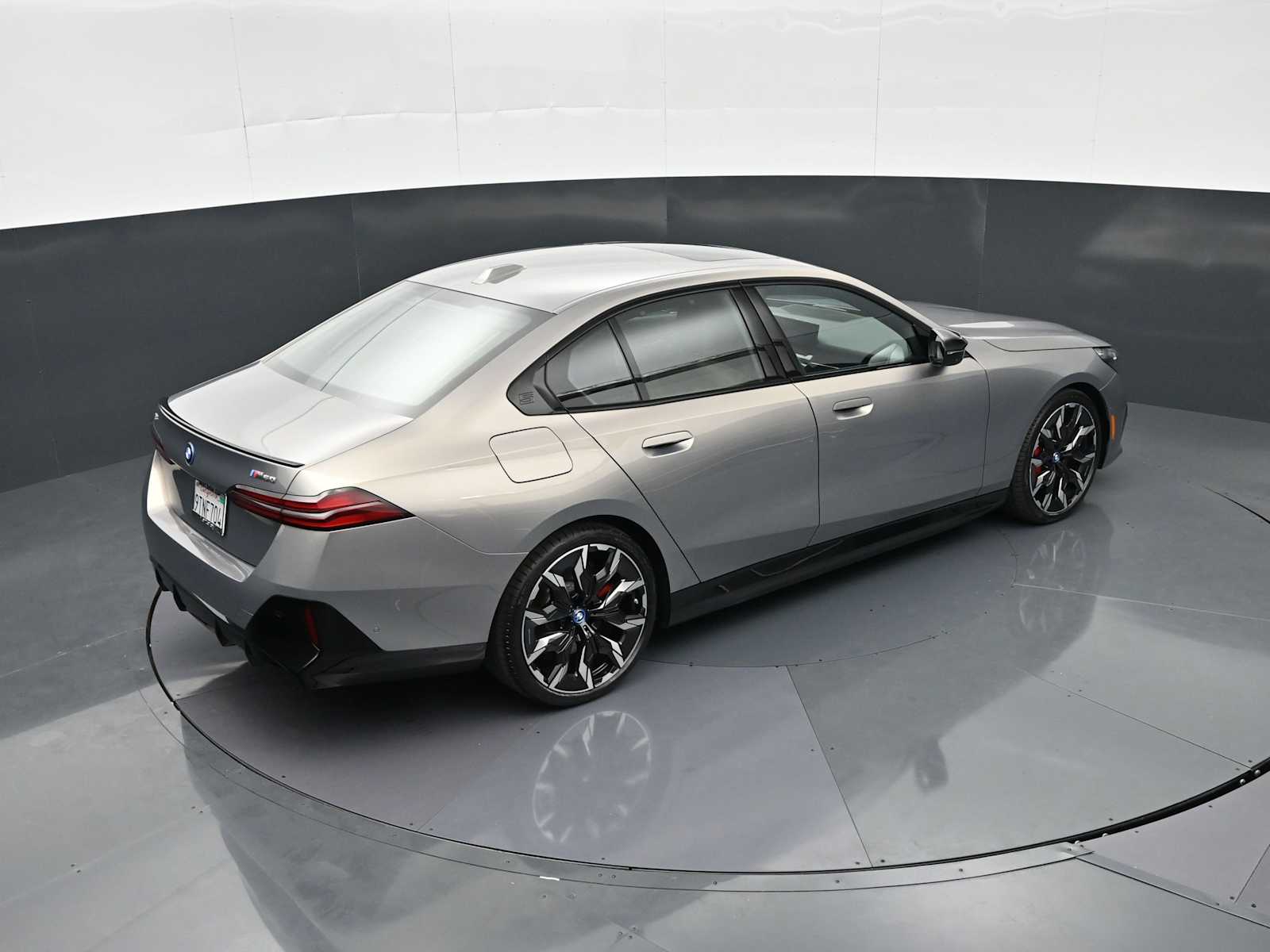 2024 BMW i5 M60 - Photo 21
