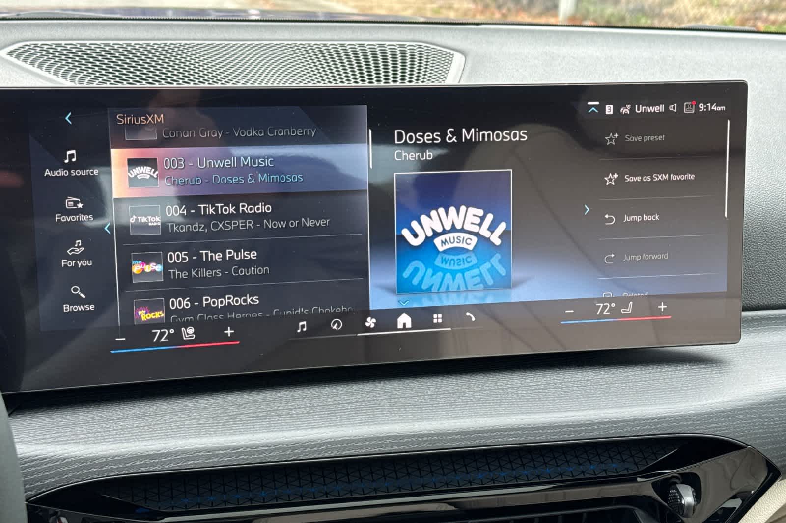 Thumbnail: 2025 BMW i4 - 22