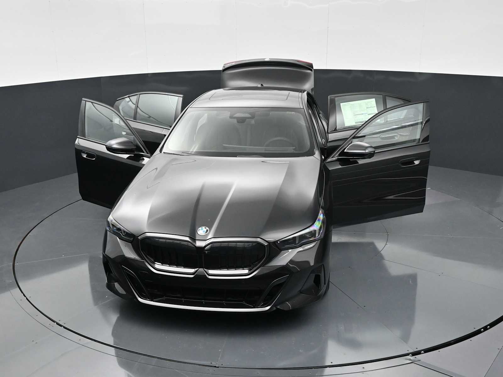 Thumbnail: 2026 BMW 5 Series - 33