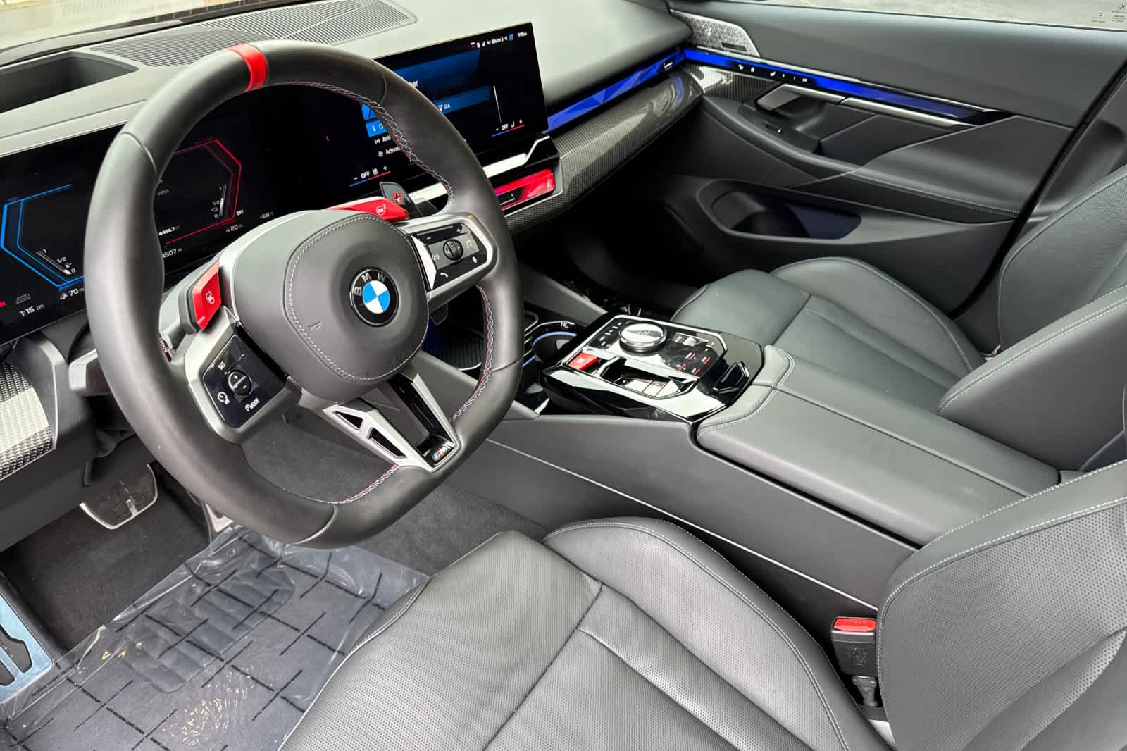 Thumbnail: 2025 BMW M5 - 11