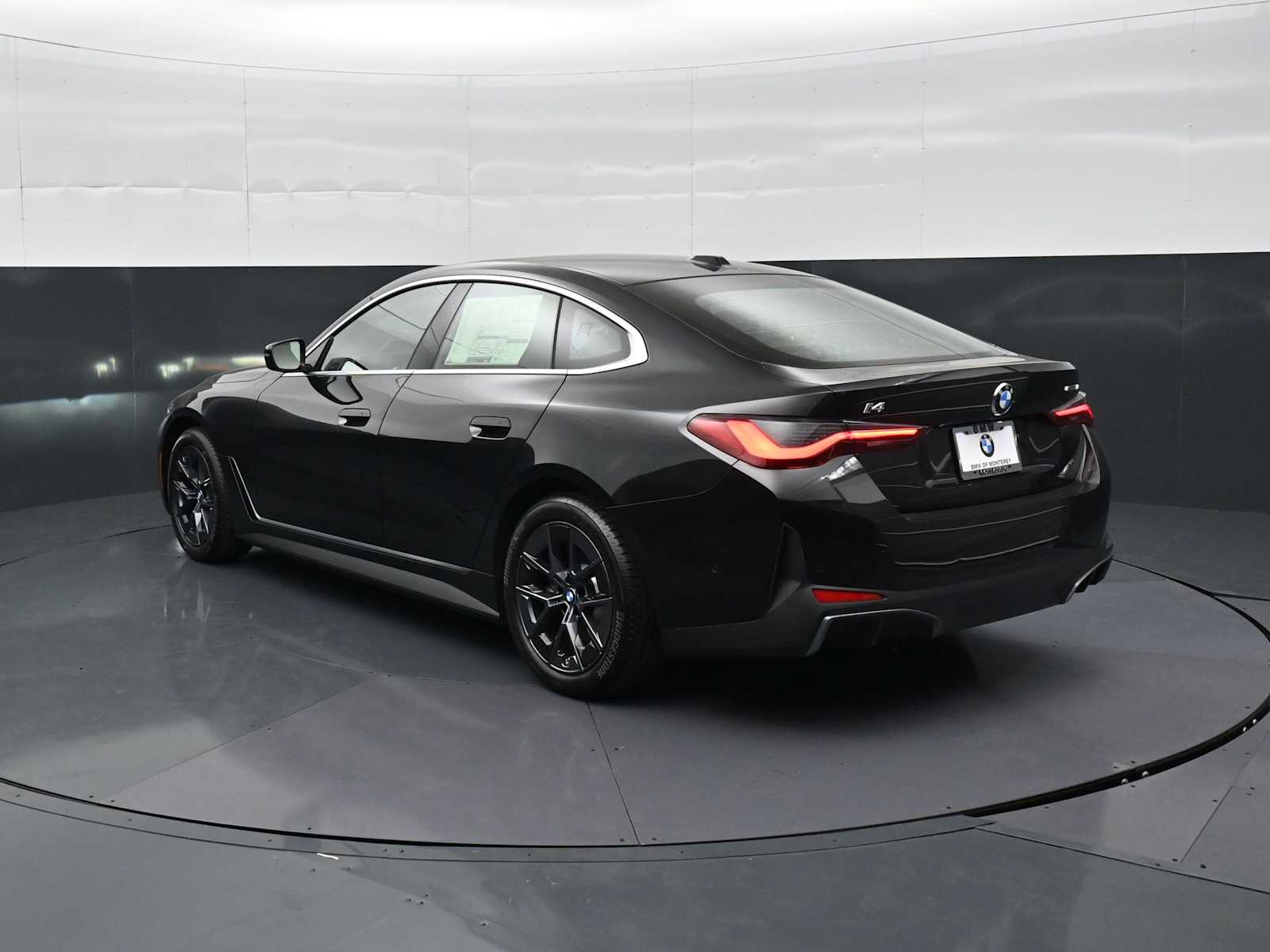 Thumbnail: 2026 BMW i4 - 7