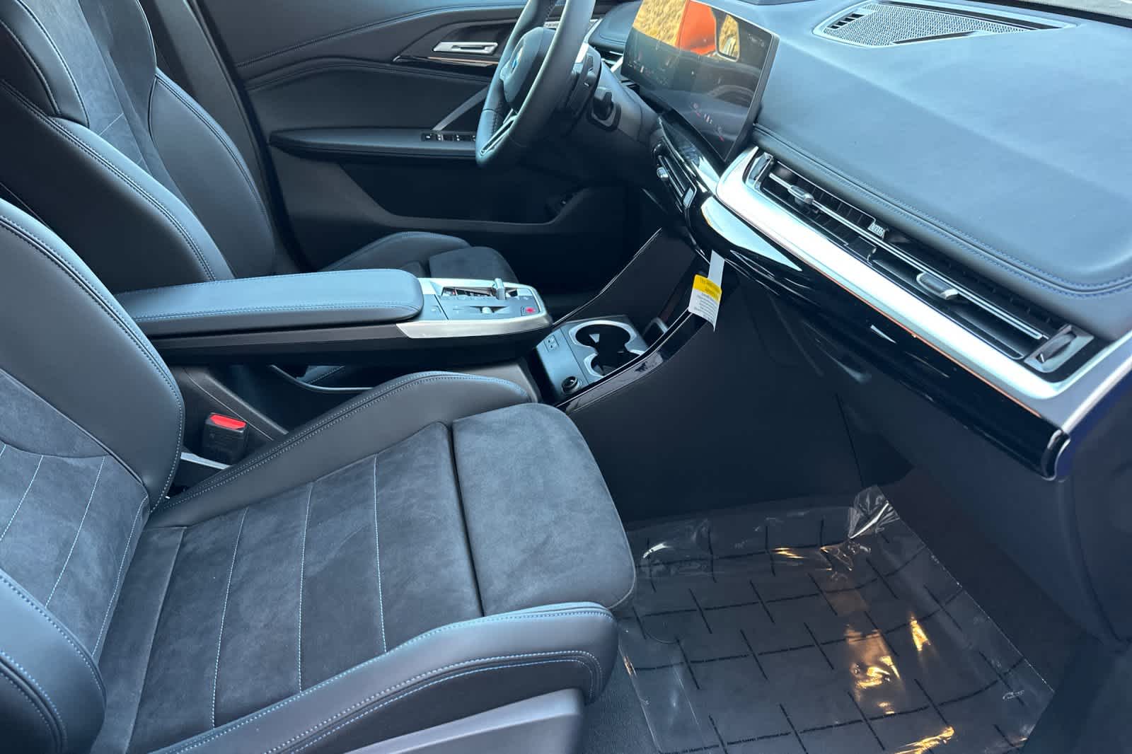 Thumbnail: 2025 BMW X1 - 17