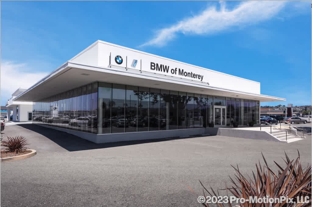 Thumbnail: 2022 BMW X5 - 14