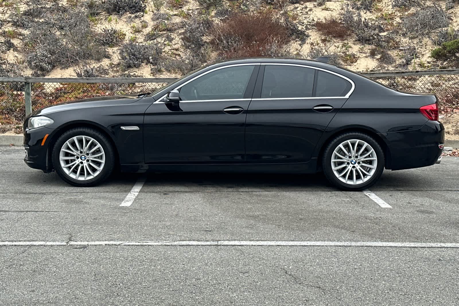Thumbnail: 2014 BMW 5 Series - 9