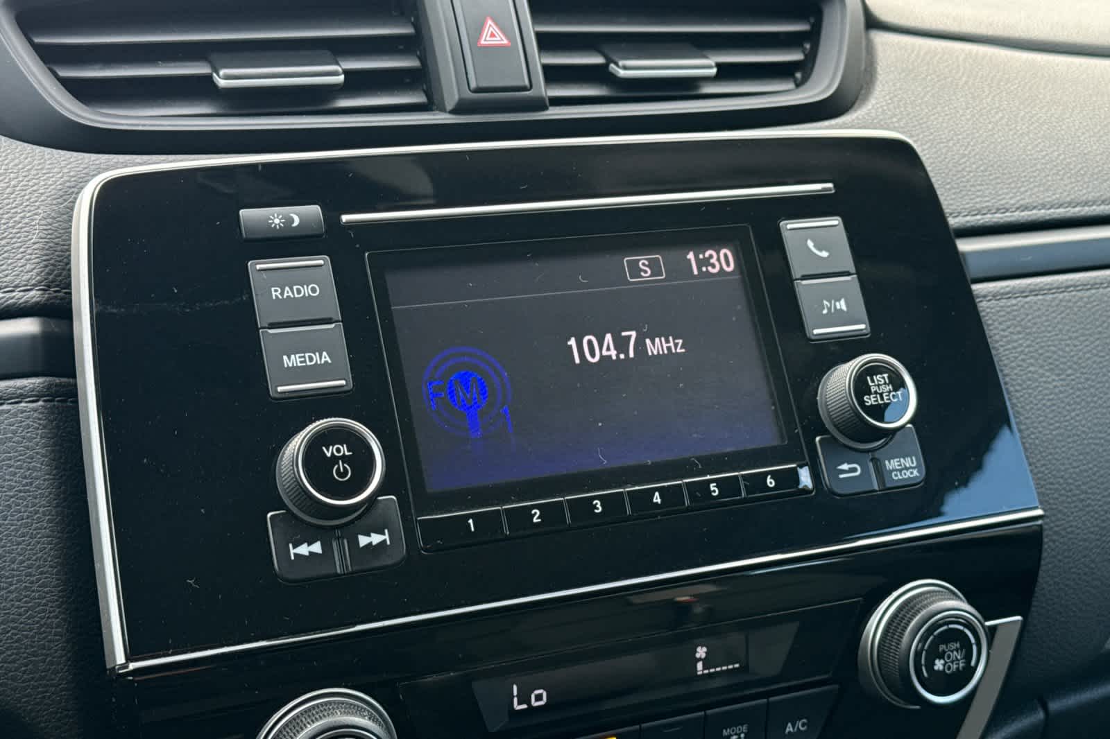 Thumbnail: 2017 Honda CR-V - 19