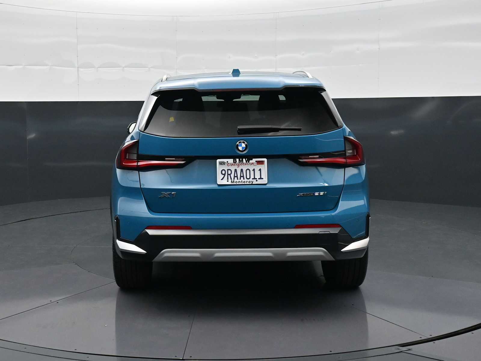 2025 BMW X1 28i - Photo 6