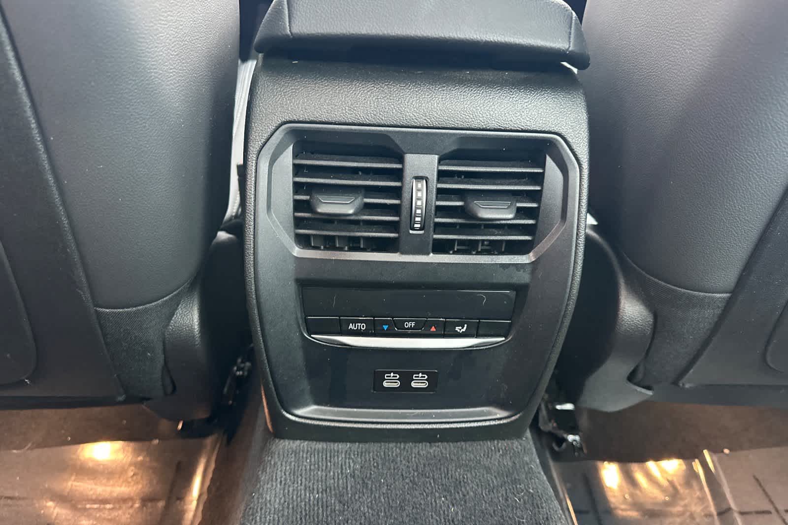 Thumbnail: 2022 BMW 3 Series - 14