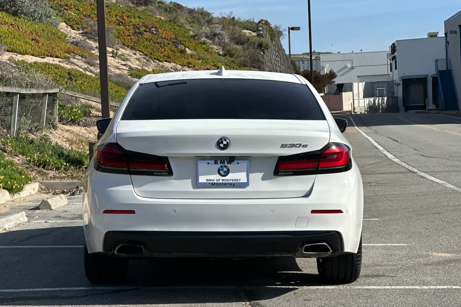 Thumbnail: 2023 BMW 5 Series - 9