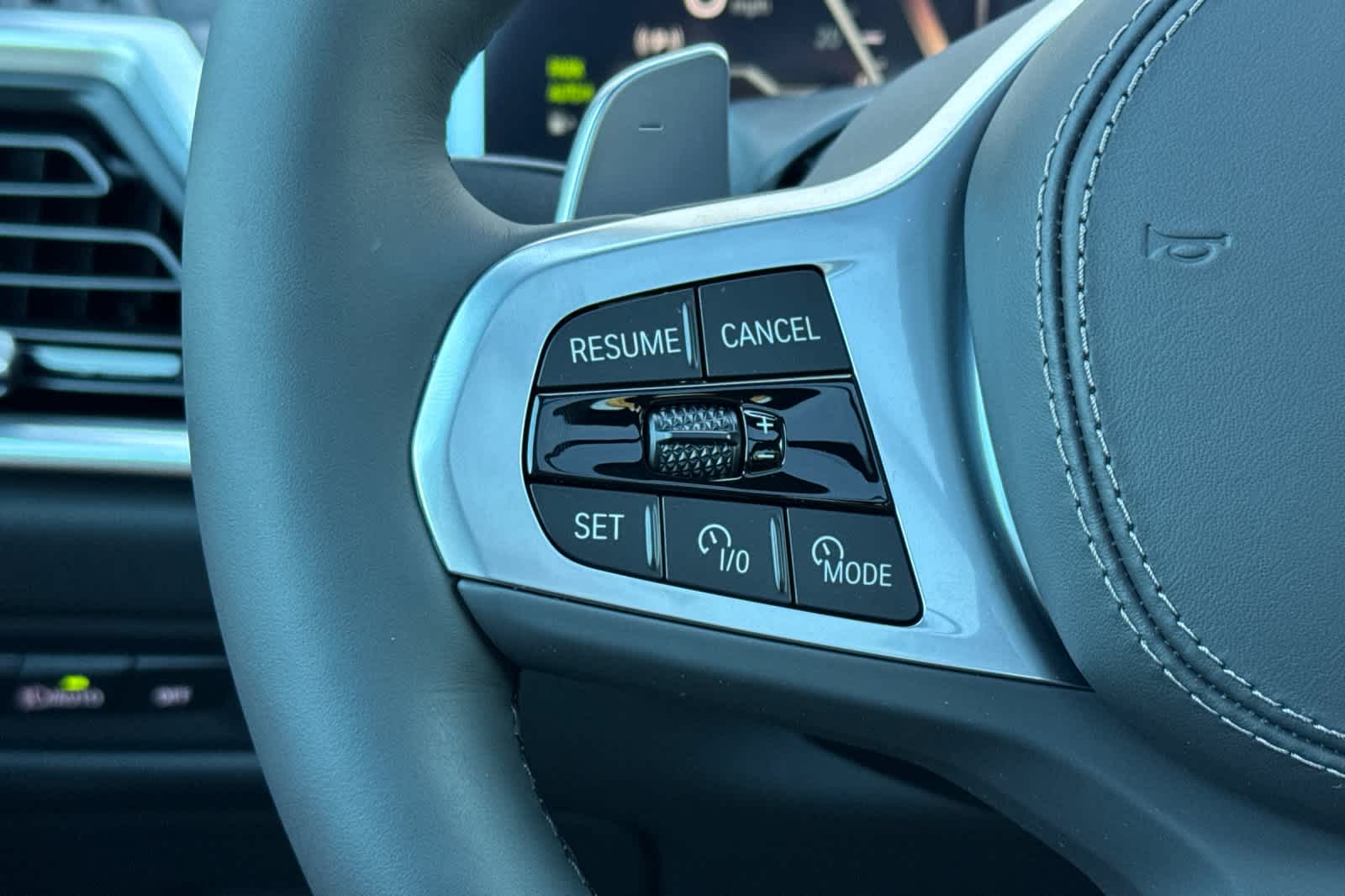 Thumbnail: 2026 BMW X5 - 29