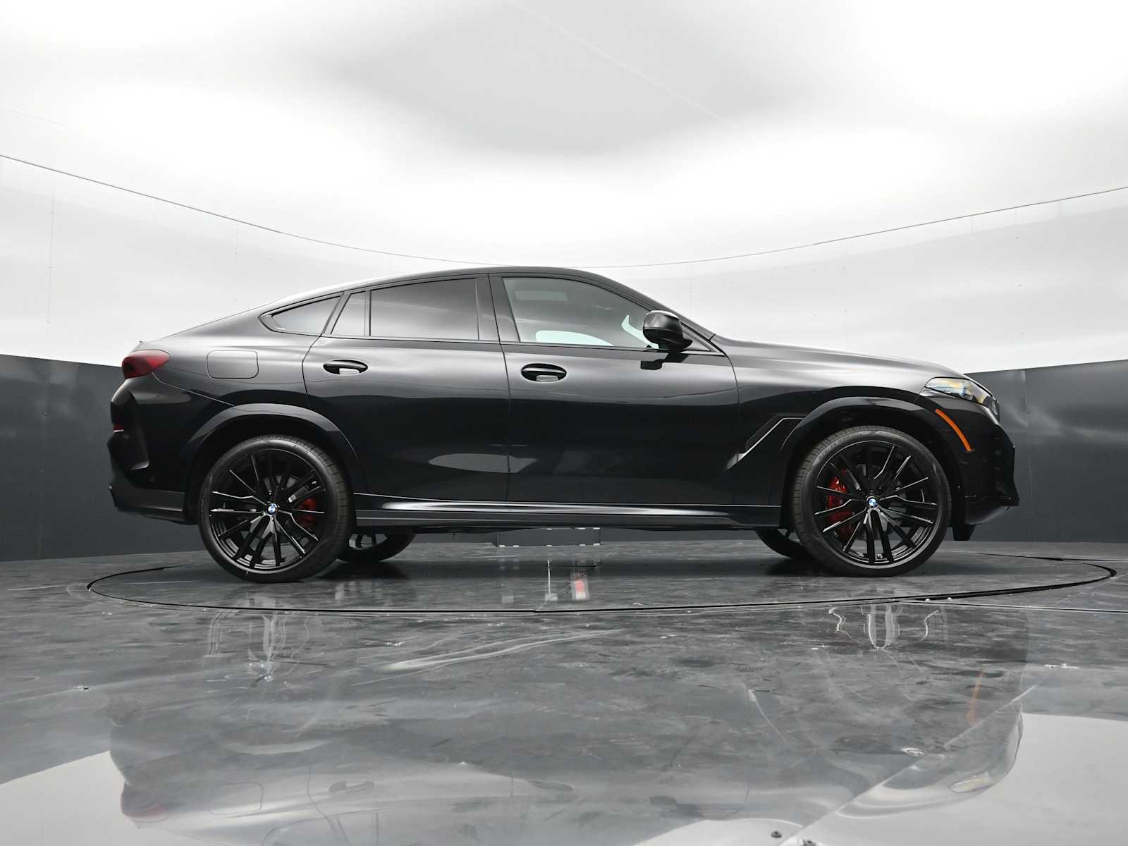 Thumbnail: 2026 BMW X6 - 27