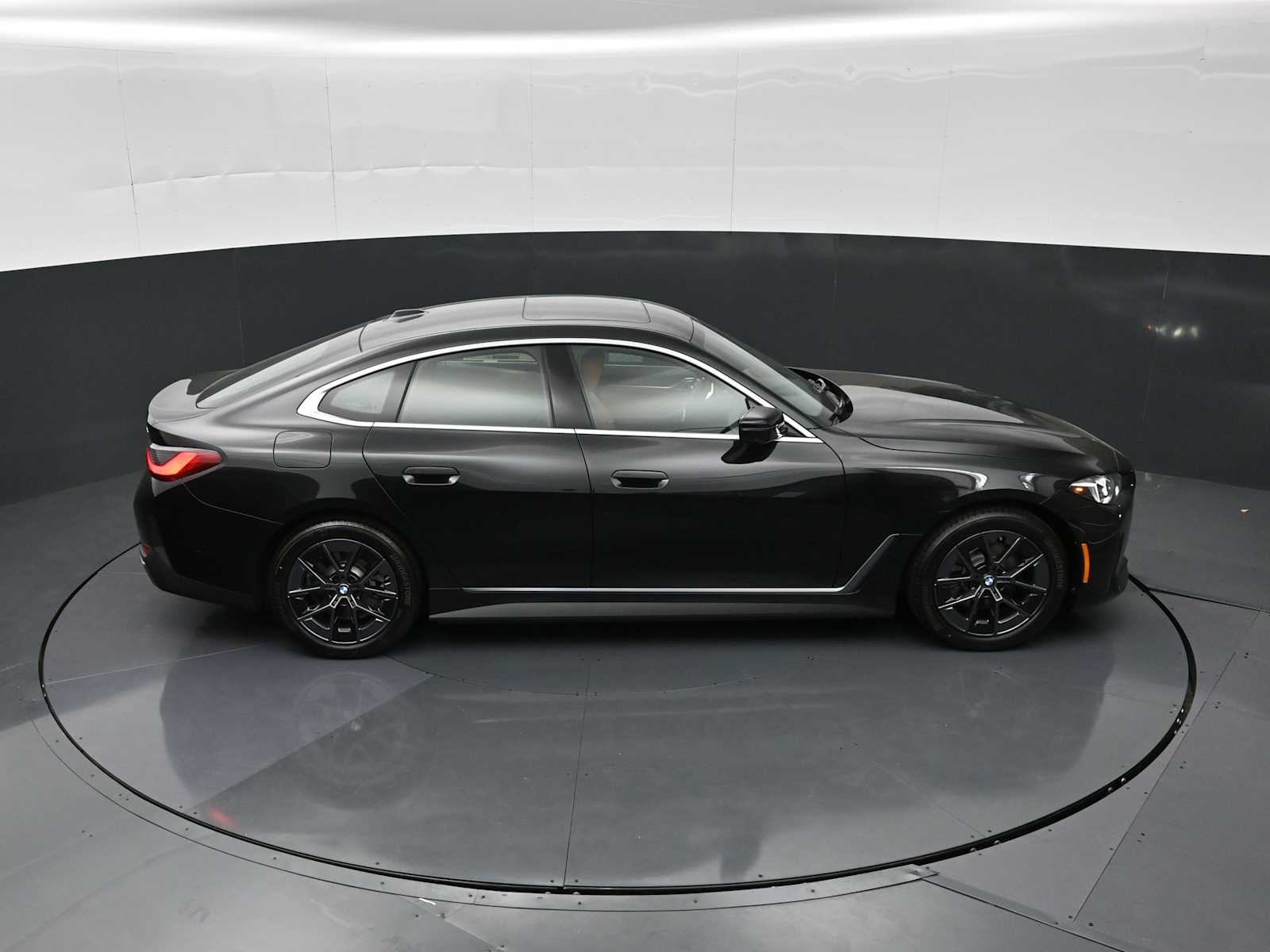 Thumbnail: 2026 BMW i4 - 20