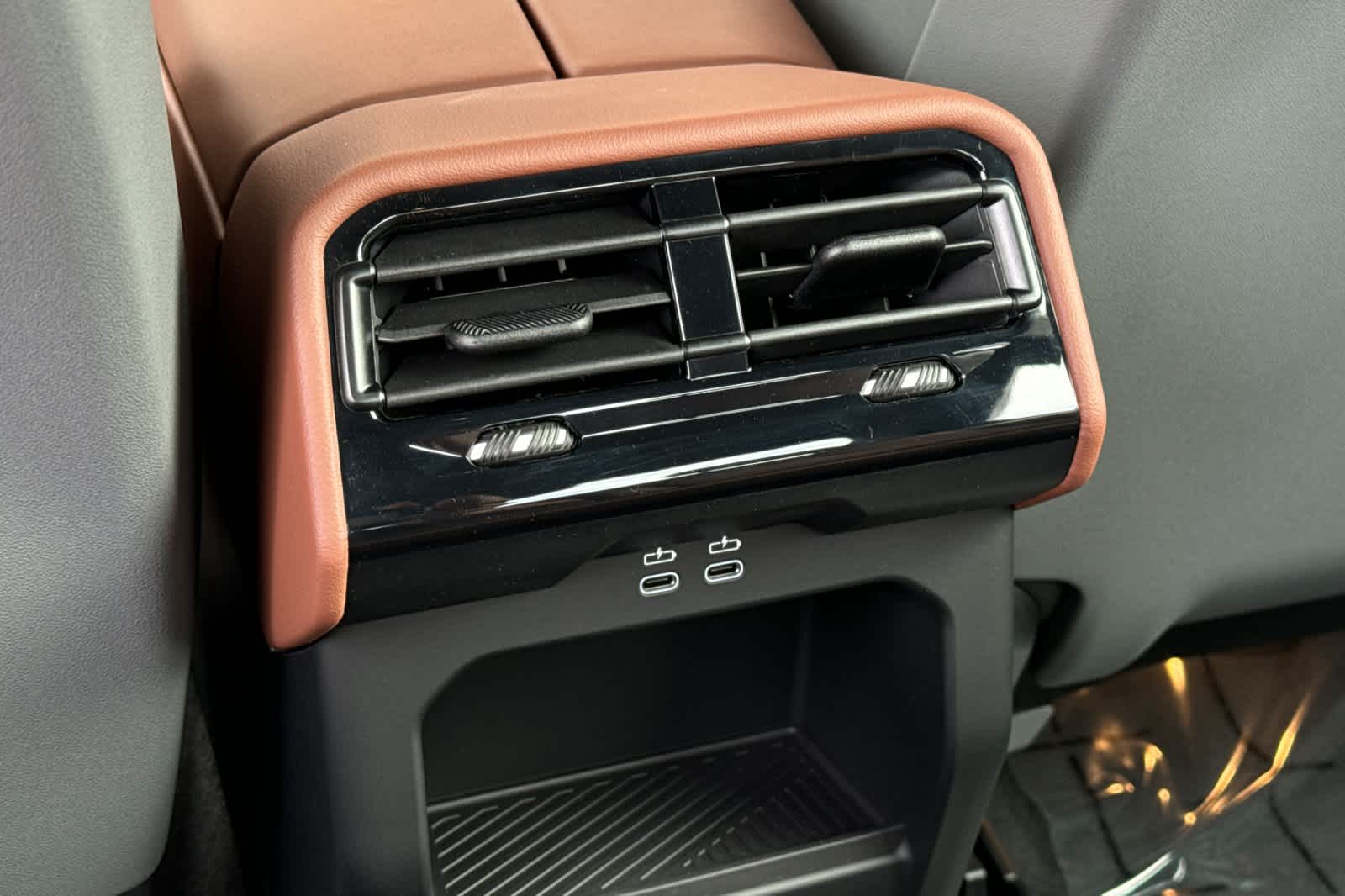 Thumbnail: 2025 BMW i5 - 16