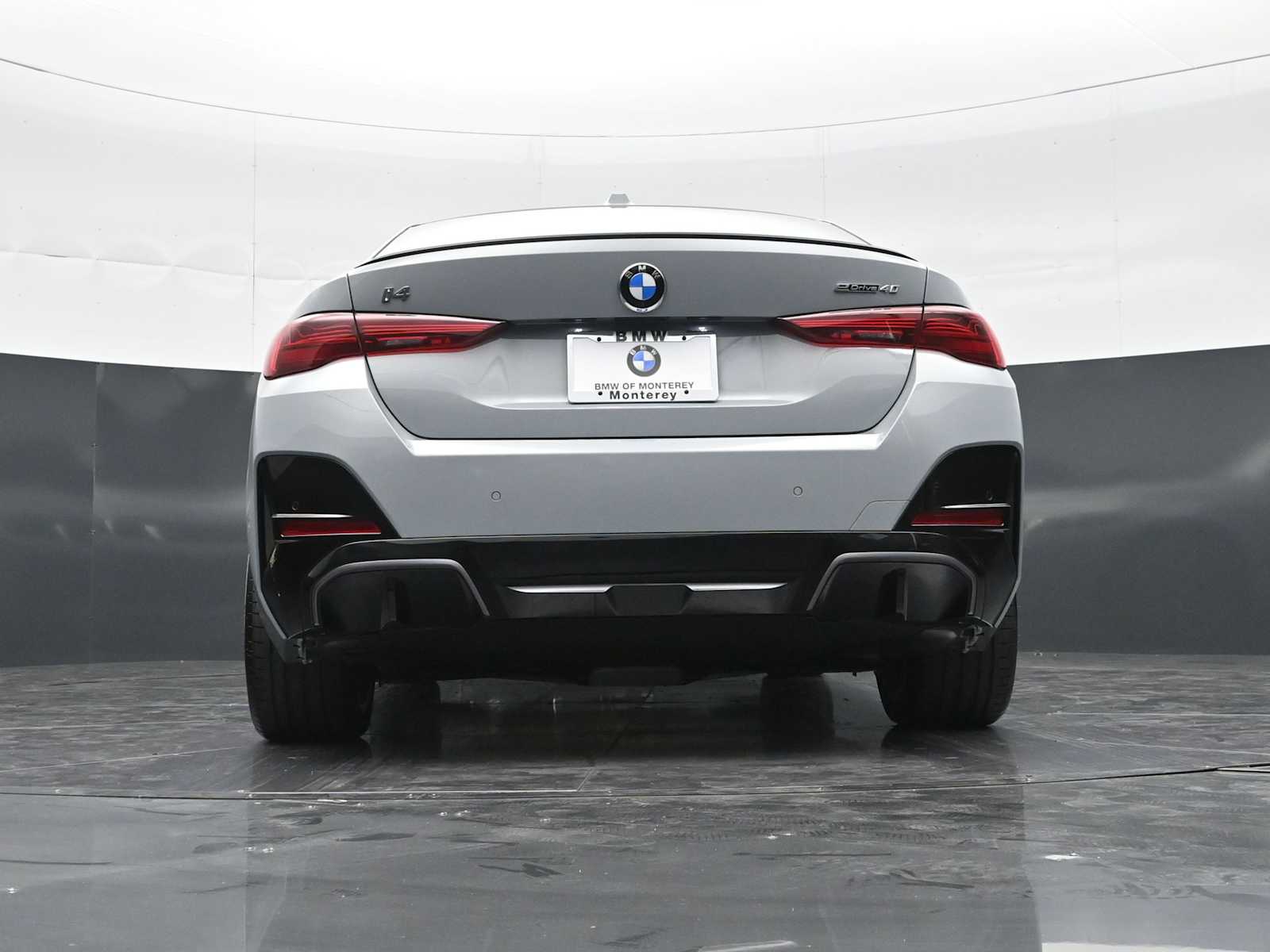 Thumbnail: 2026 BMW i4 - 30